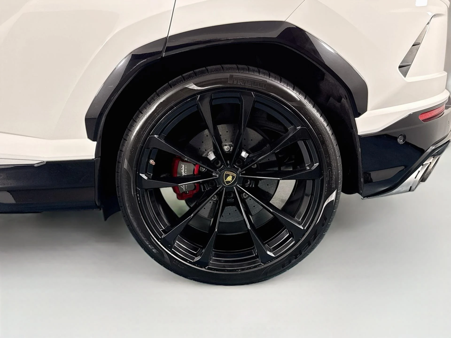 mph032_1153802395_Used_2020_Lamborghini_Urus_1788550617_603009c875