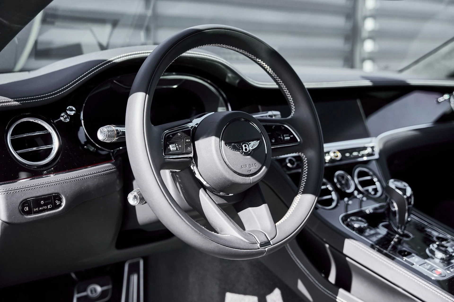 mph032_1170190979_Used_2022_Bentley_Continental_GT_V8_1771381073_09ac1eaa54