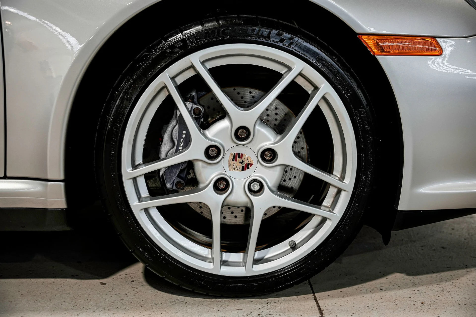 mph032_1178176148_8de161df511b2f56a972febb561de831x_46b236e2a9