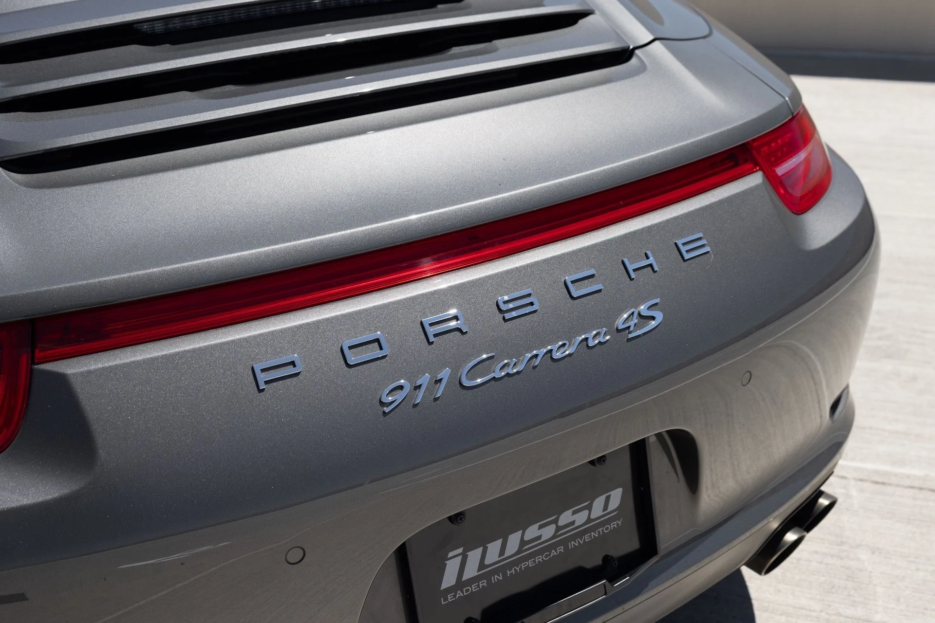 mph032_1179190172_Used_2014_Porsche_911_Carrera_4_S_1778268069_1e45dea8c9