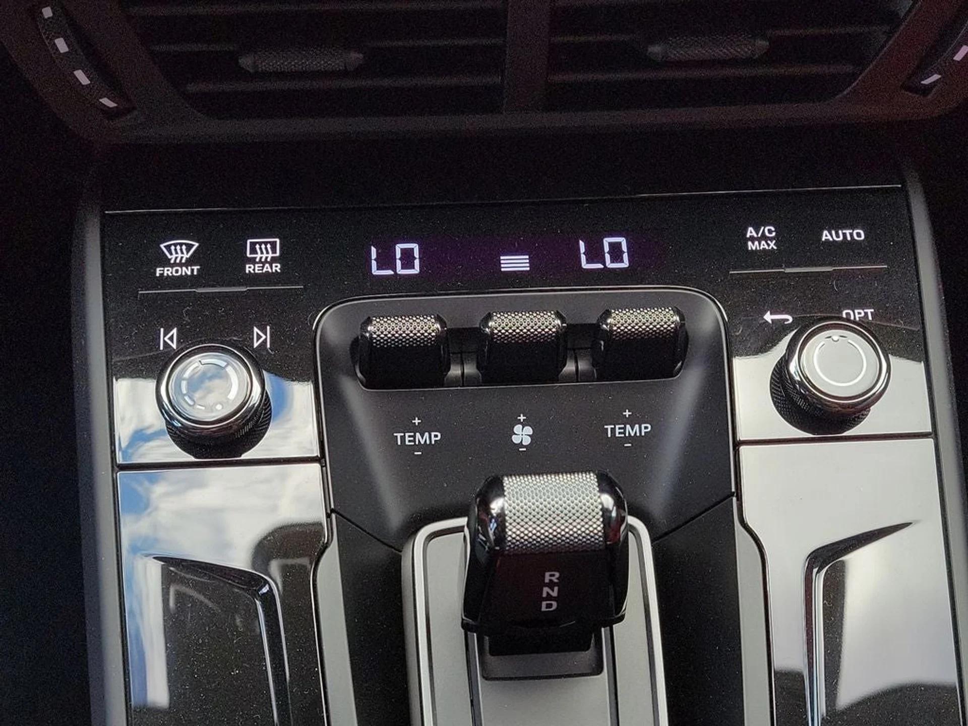 mph032_1179327804_33_2e7b8942e5