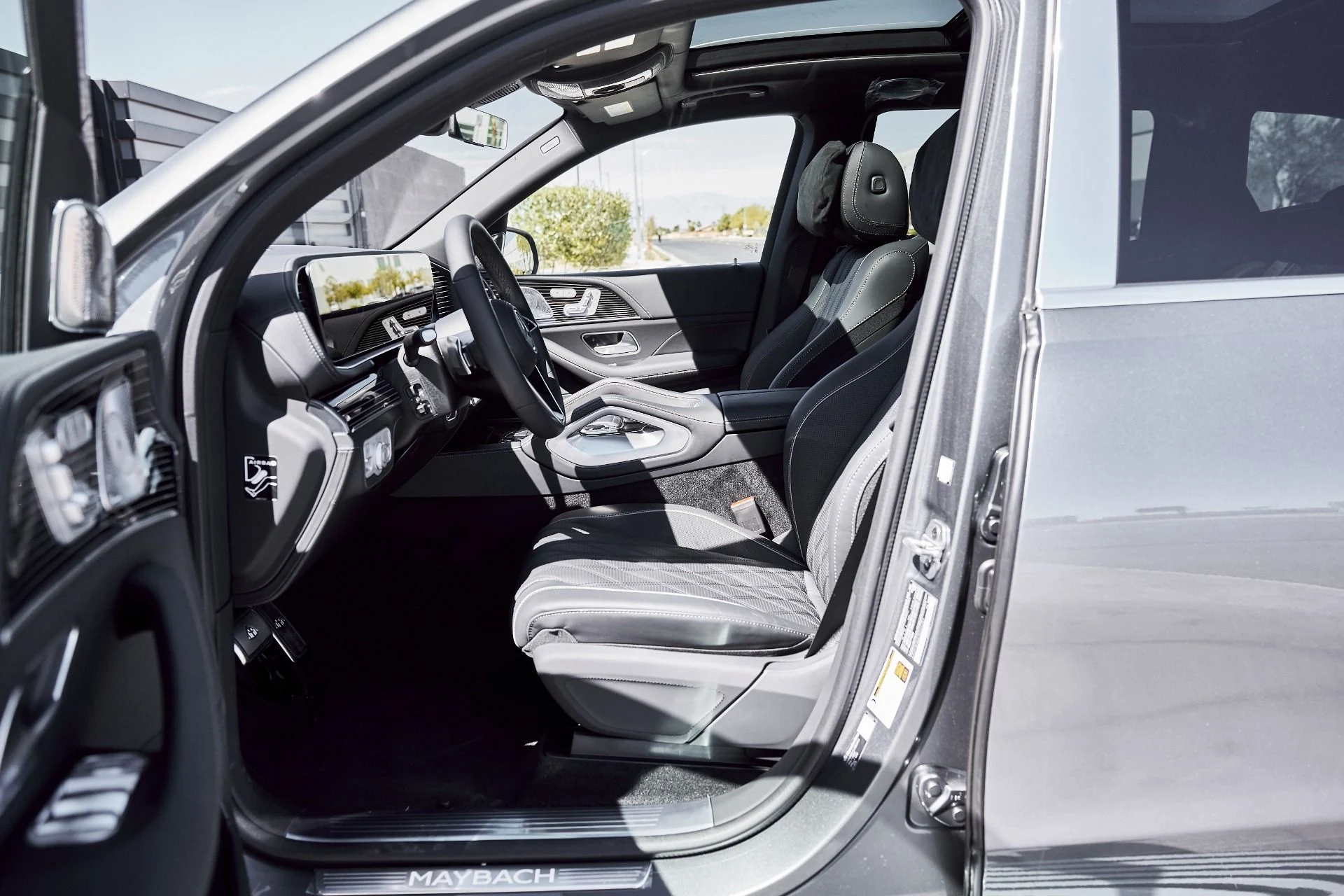 mph032_1189012106_Used_2026_Mercedes_Benz_GLS_Maybach_GLS_600_1776125297_d22c3190a7