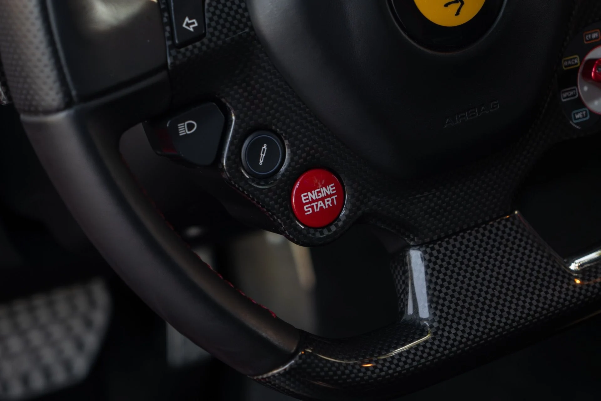 mph032_1198729388_Used_2017_Ferrari_F12berlinetta_1761715050_9e983b9a42