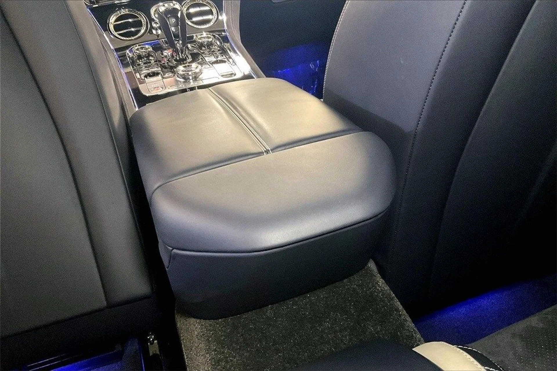 mph032_1199944677_f7b608b21ff7b7f81a35820ad2d80267x_e65e80e76b