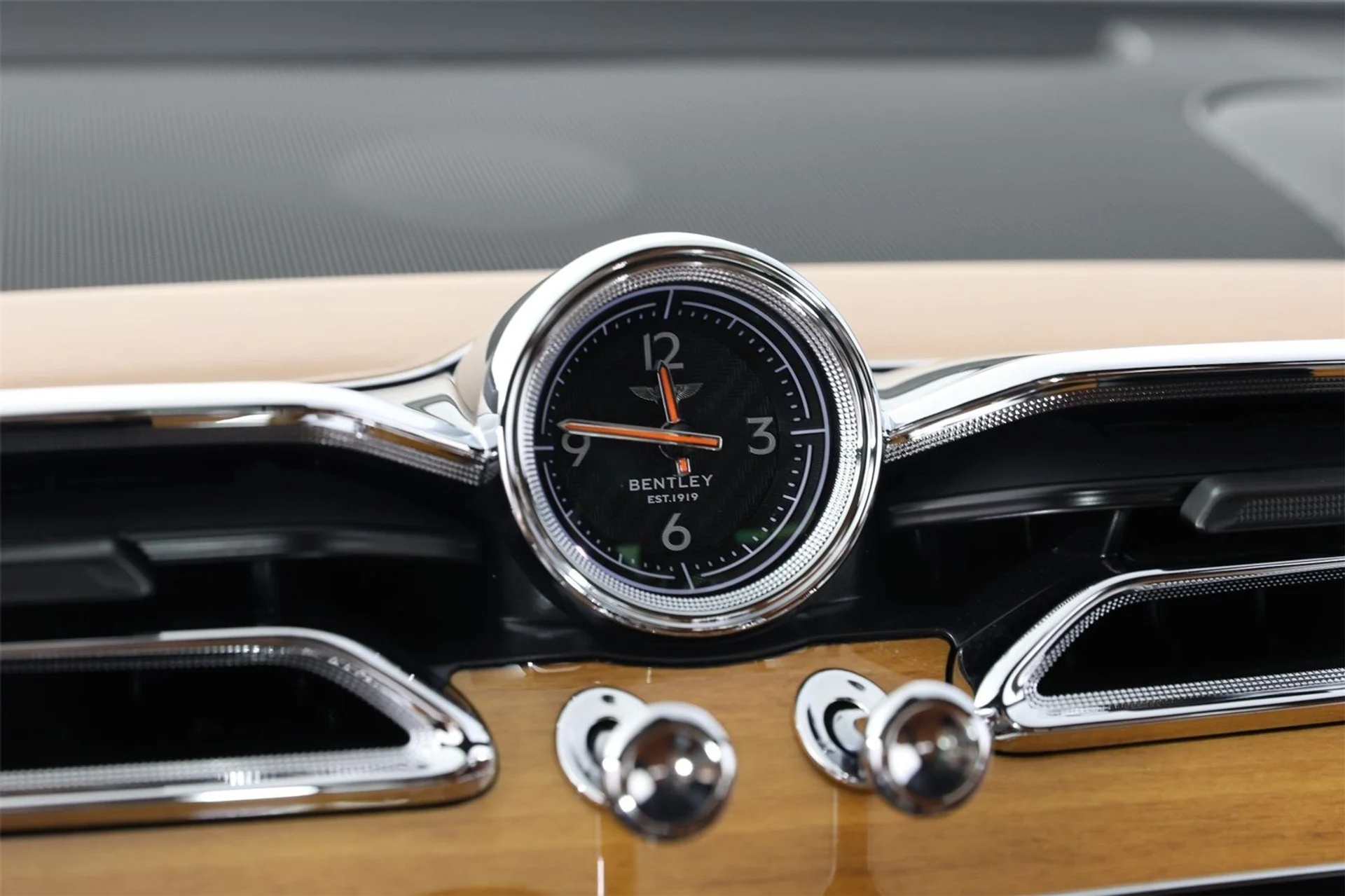 mph032_1207080900_54b21b36b7bddcc458e3ca833c150262_3998440f6c