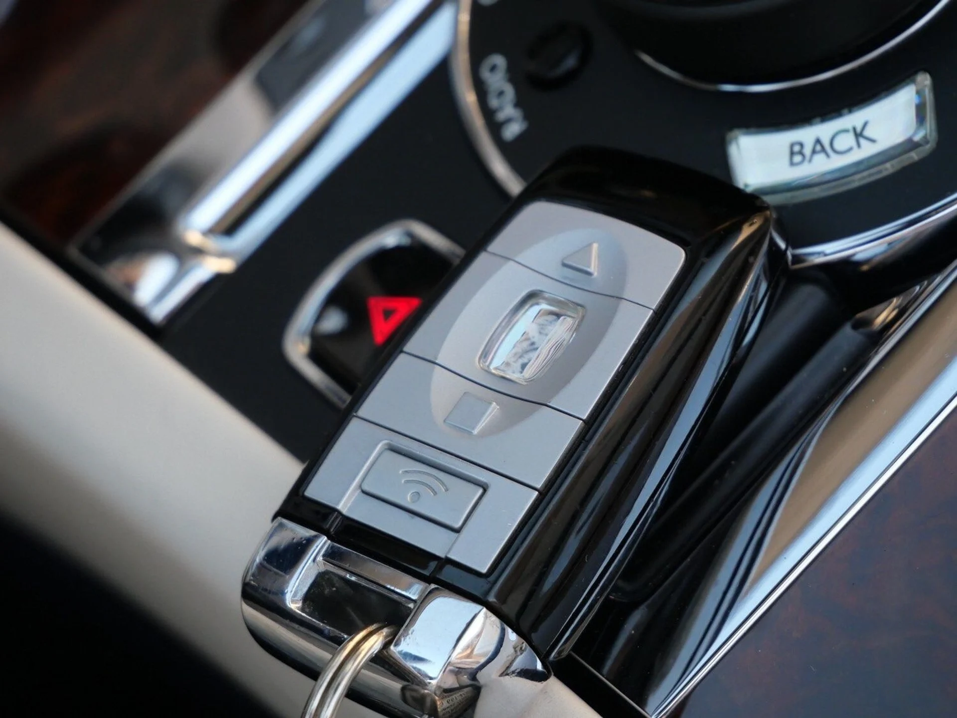 mph032_1210866181_51e1a17a1714c8e5205f924b569874fax_f3611a3458