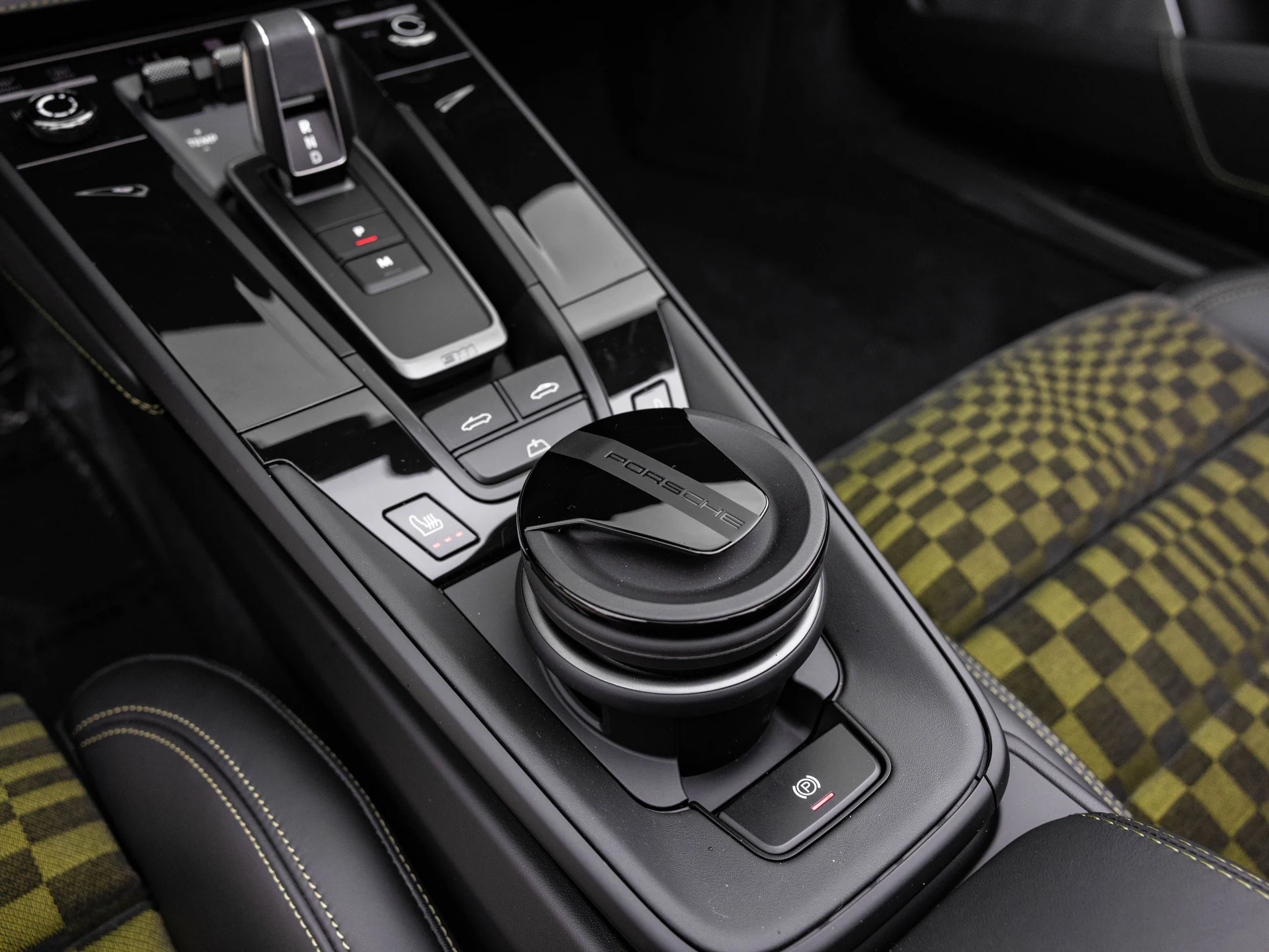 mph032_1214984177_41bb258c714c1ba5053658bdaafe1e48_049238d3f3