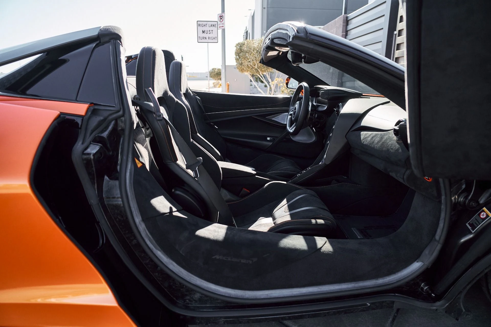 mph032_1226187887_Used_2024_Mc_Laren_750_S_1768012670_4fdb66db4b