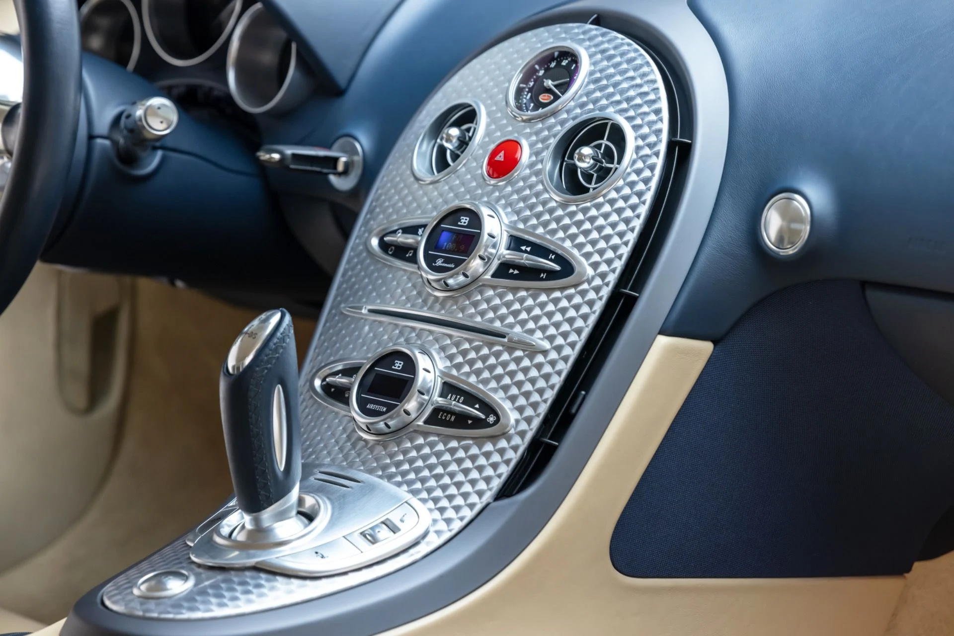 mph032_1228754878_13249_p33_l_4dd5fab3d5