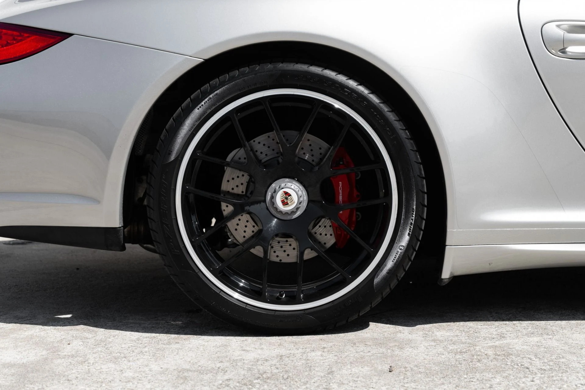 mph032_1240085096_Used_2012_Porsche_911_Carrera_4_GTS_1774273980_fc139733c4