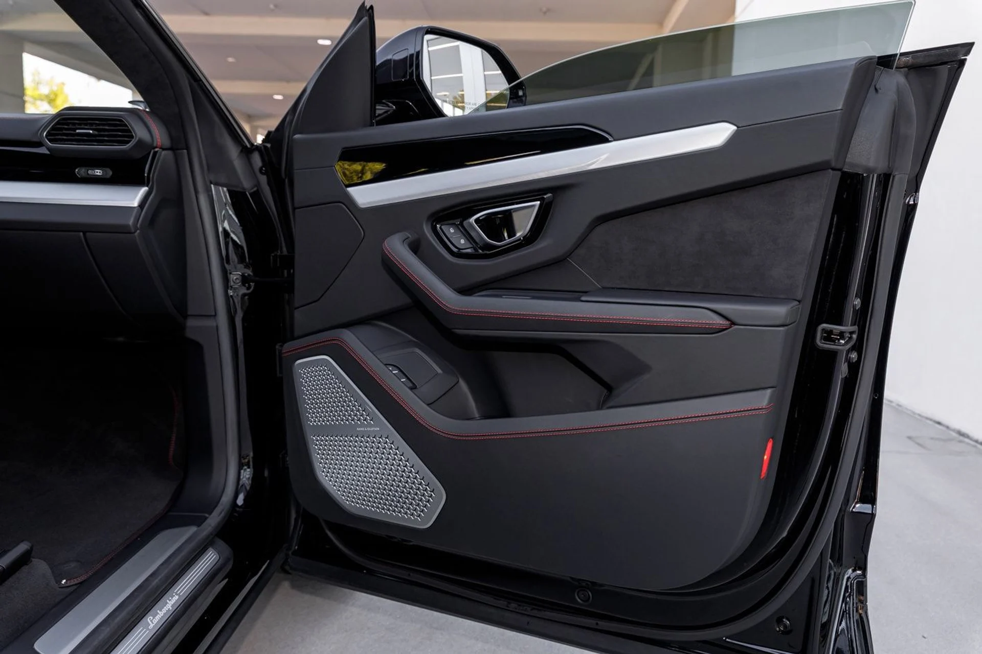 mph032_1243635348_cb81128febca2225c3a5956c0eae66bbx_90877b0075