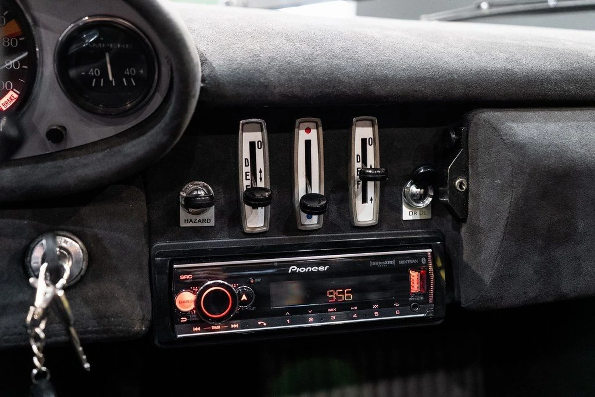 mph032_1245970079_60b9b8bc61dba44545e318a1512f0726_493095cac5