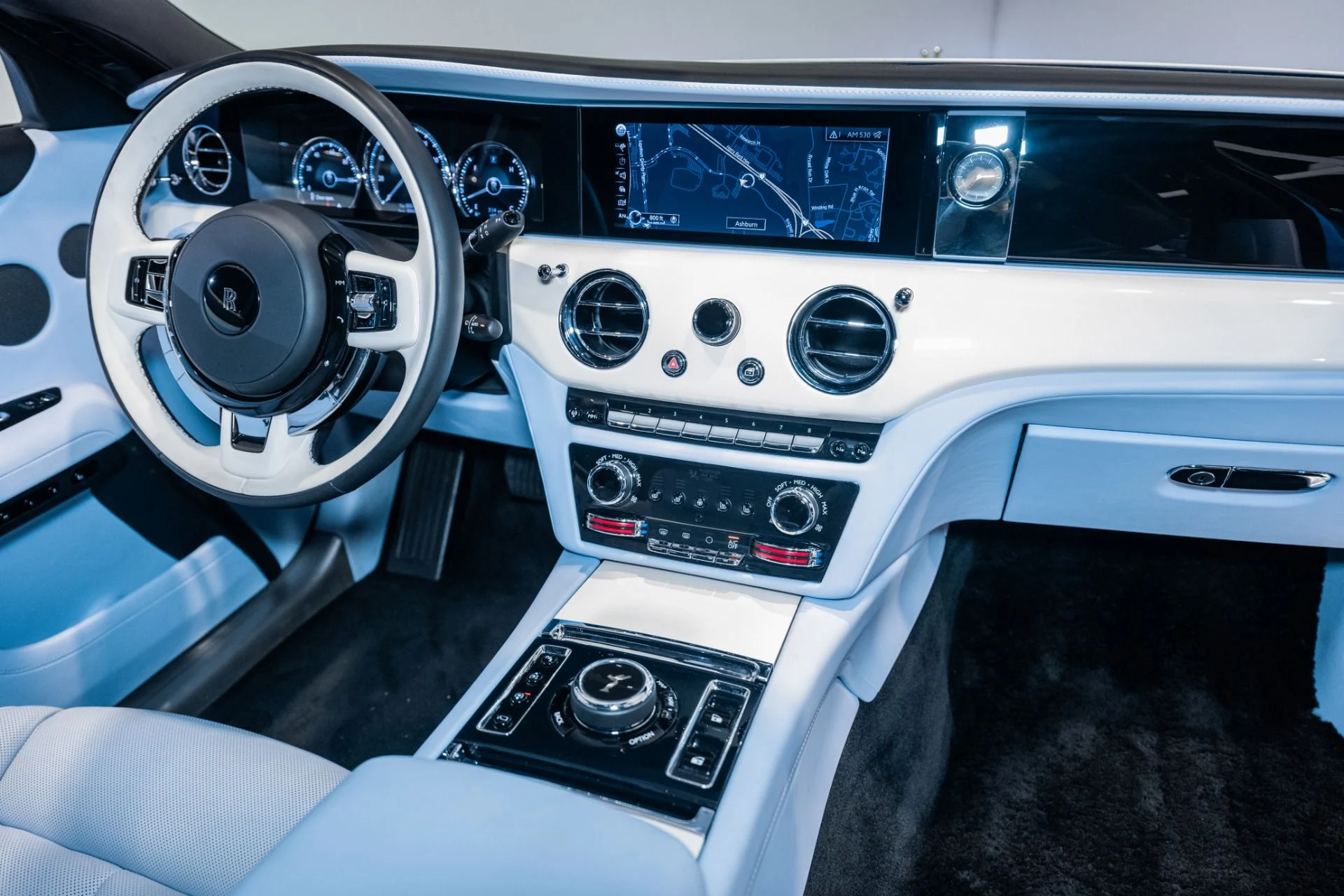 mph032_1246670718_Used_2023_Rolls_Royce_Ghost_1773457074_7e9b64b5e5