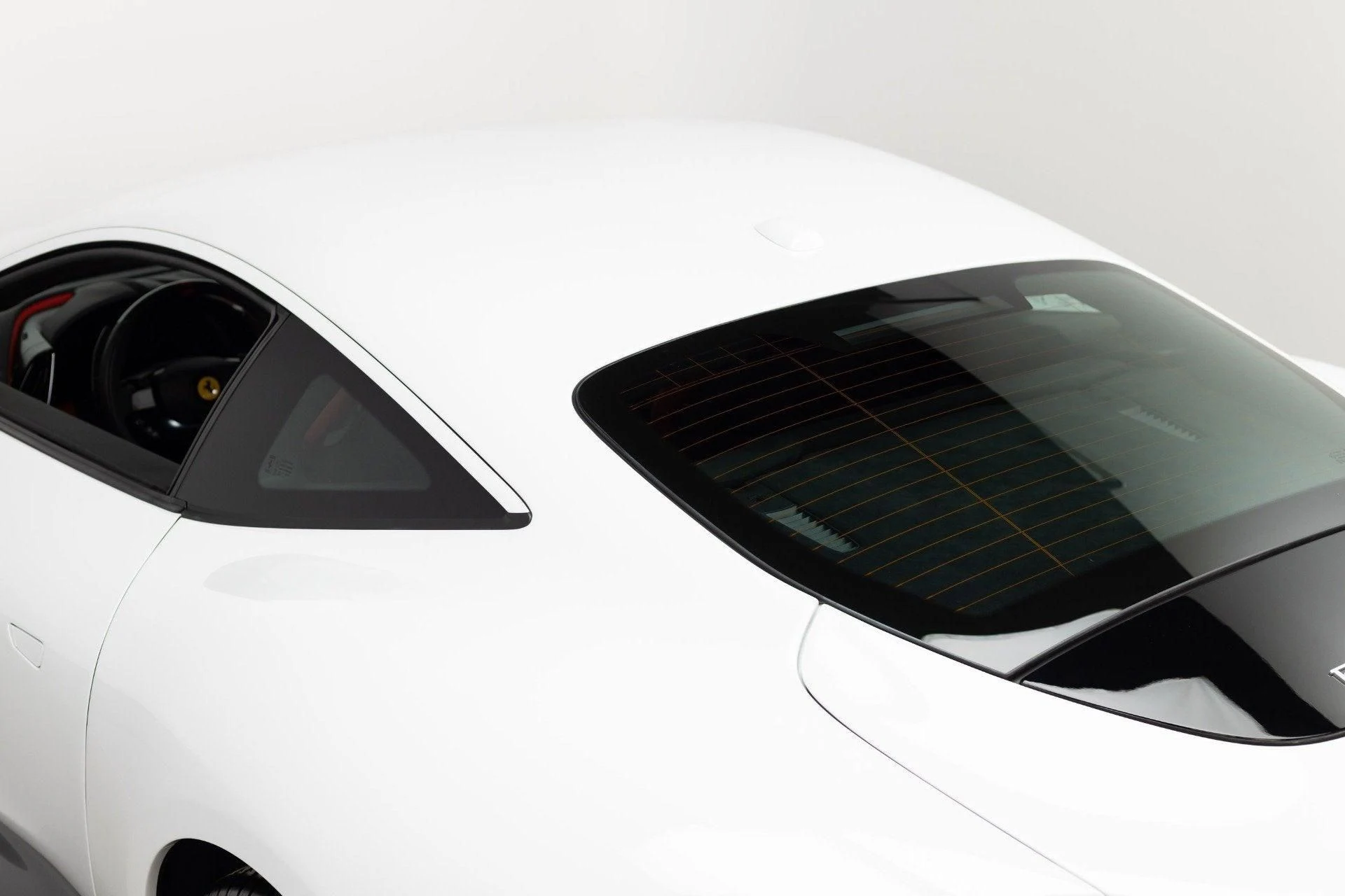 mph032_124892216_Used_2024_Ferrari_Roma_1777368619_91988dc34c