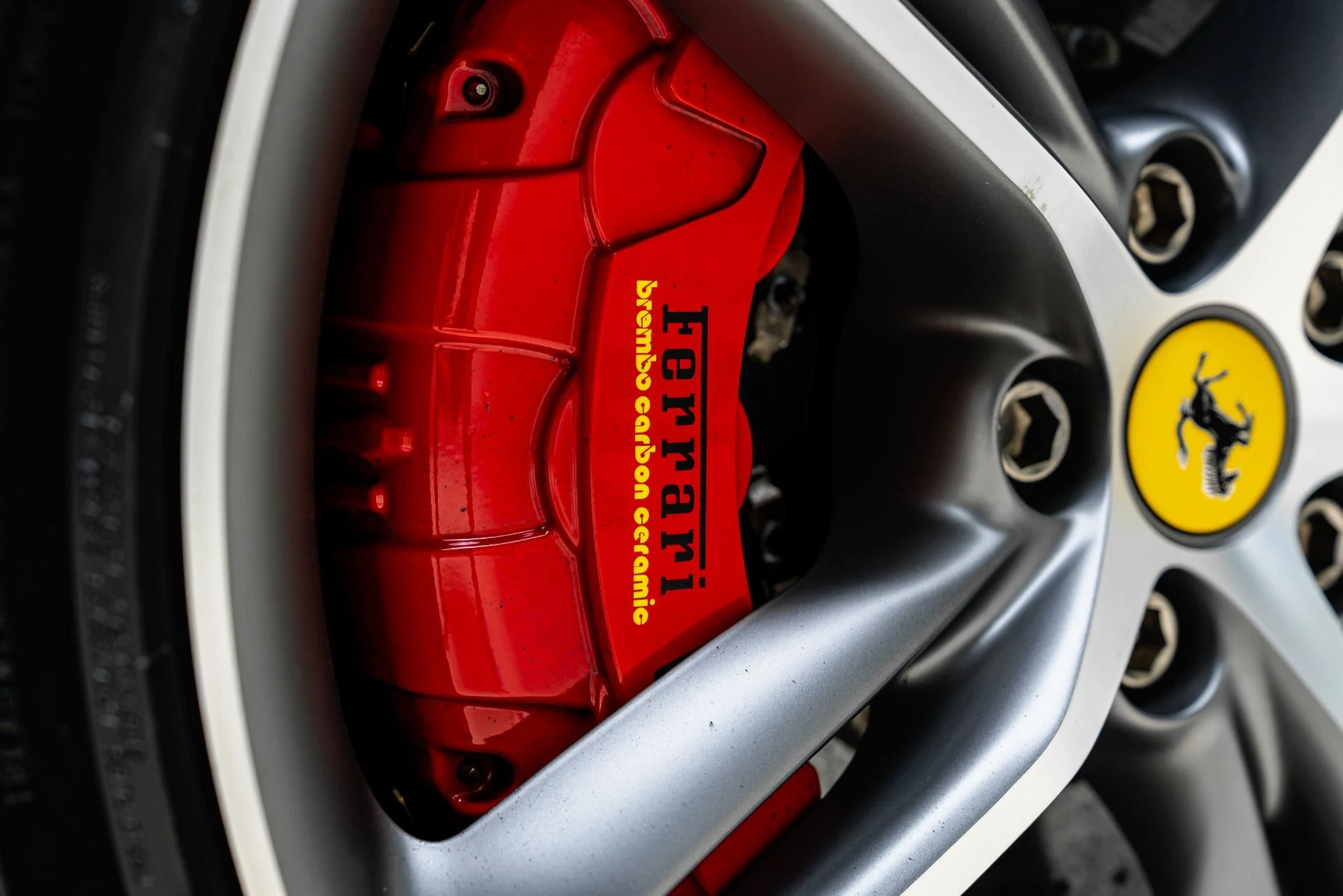 mph032_1250249389_Used_2024_Ferrari_296_GTS_1784751511_257318260b