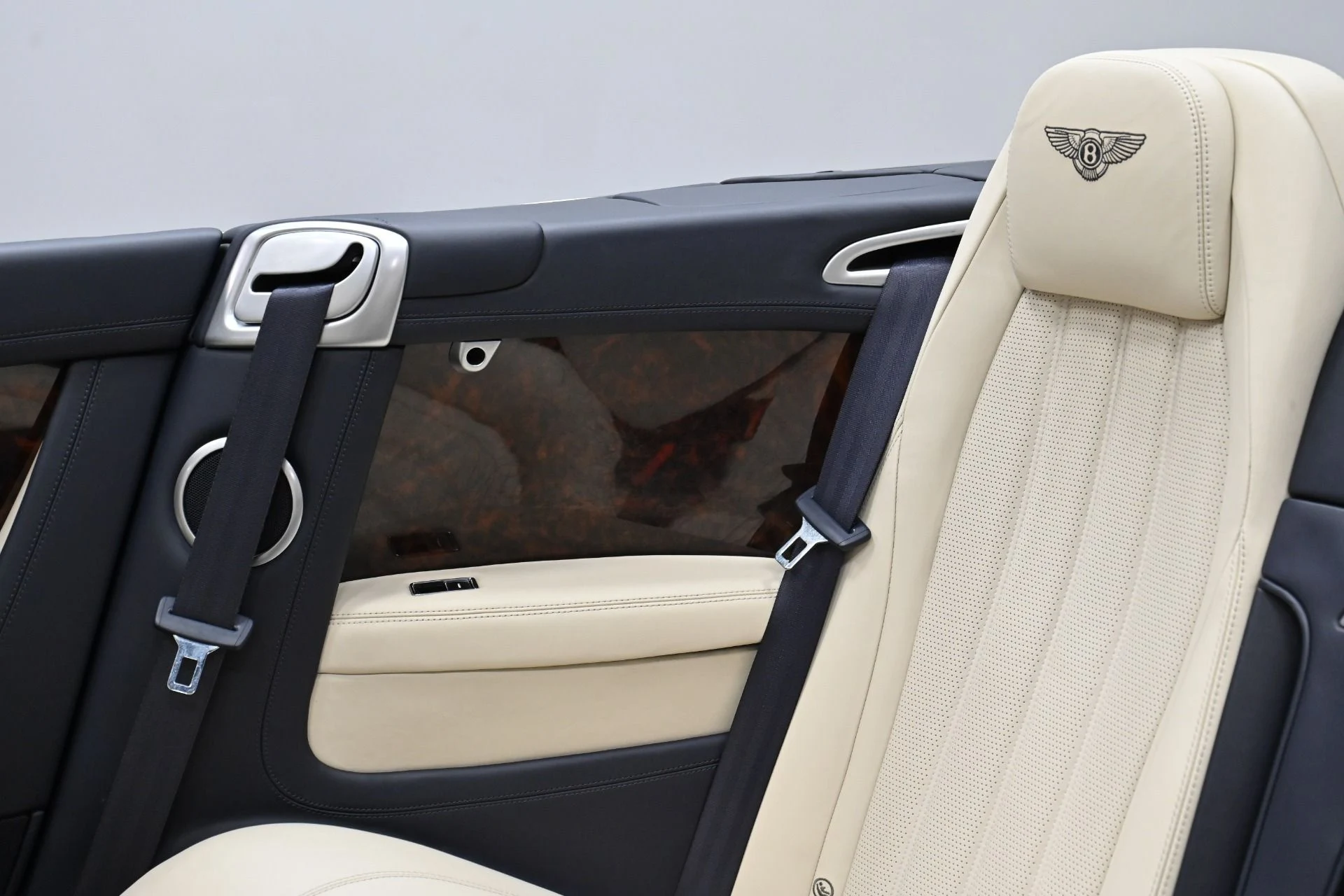 mph032_126134965_Used_2014_Bentley_Continental_GTC_1751561855_313aea531f