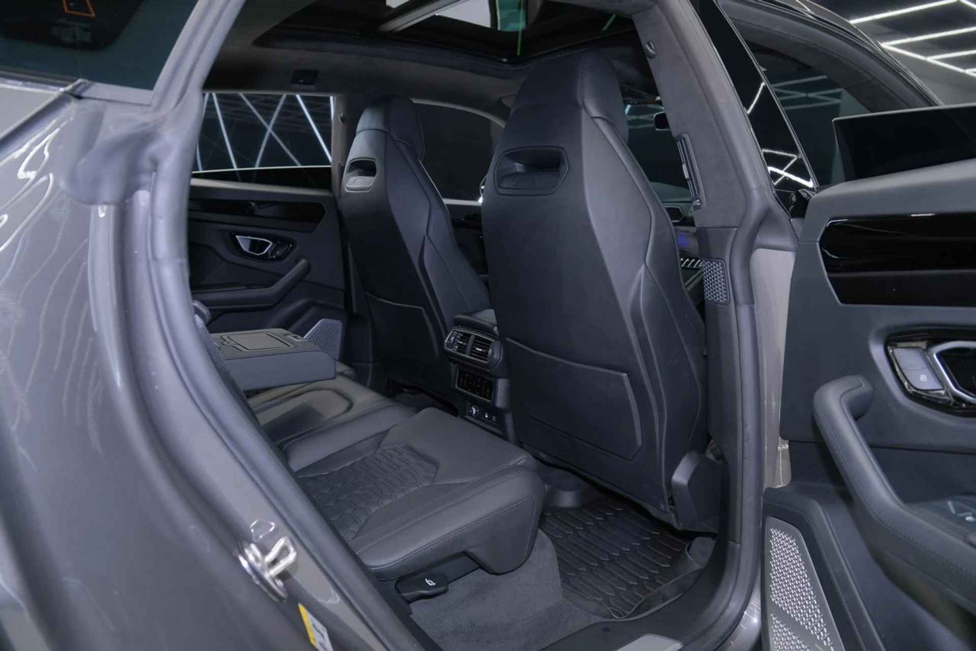 mph032_1265449313_4acbe7f1f423bcd96ea3815eac20aa4e_31d99140a3