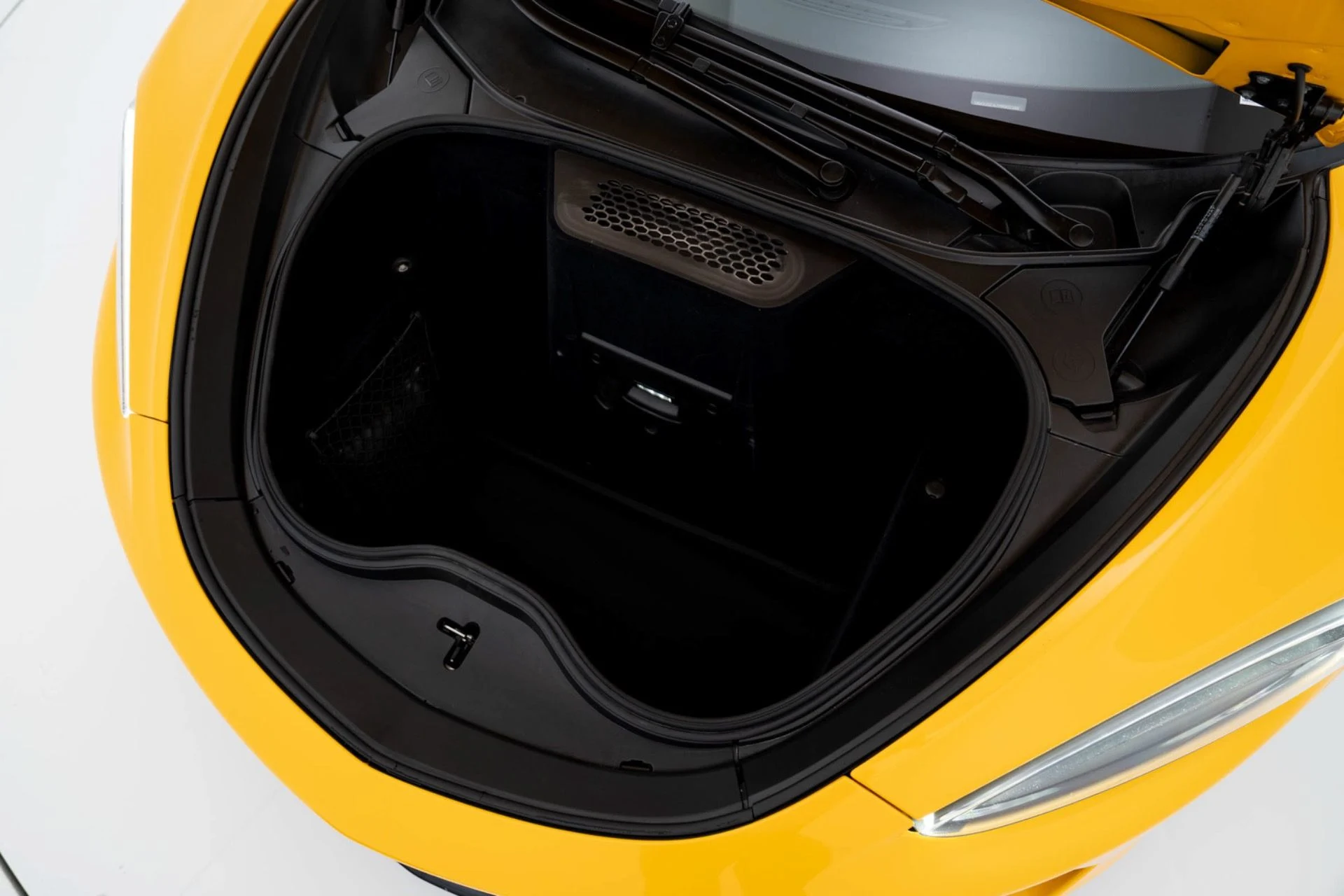 mph032_1269391688_Used_2023_Mc_Laren_GT_1774627650_7905a4e7c2