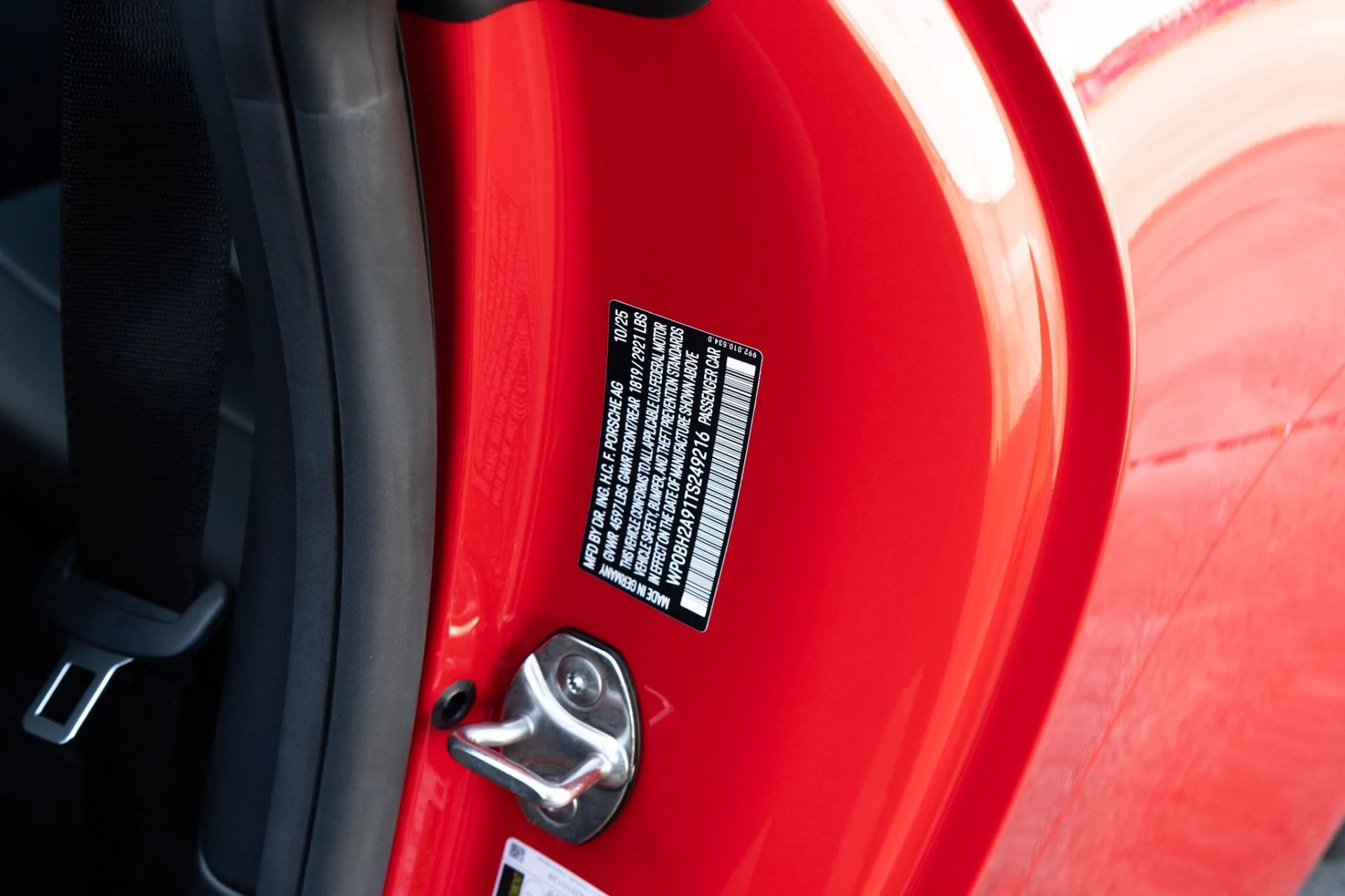 mph032_1277287303_Used_2026_Porsche_911_Targa_4_S_1780095629_e7f744e0d5