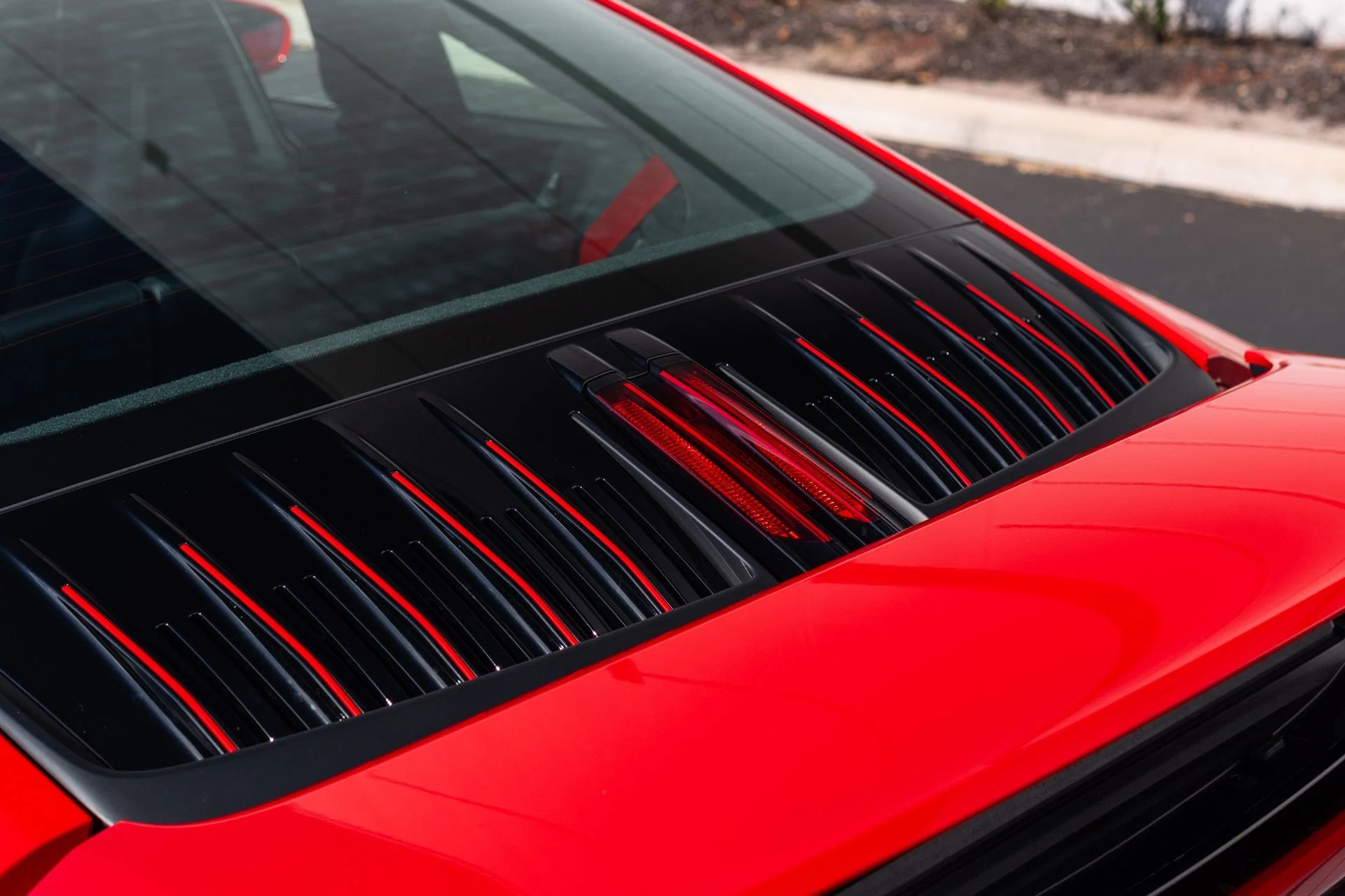 mph032_128565872_Used_2025_Porsche_911_Carrera_1779505950_9e3888cfa0