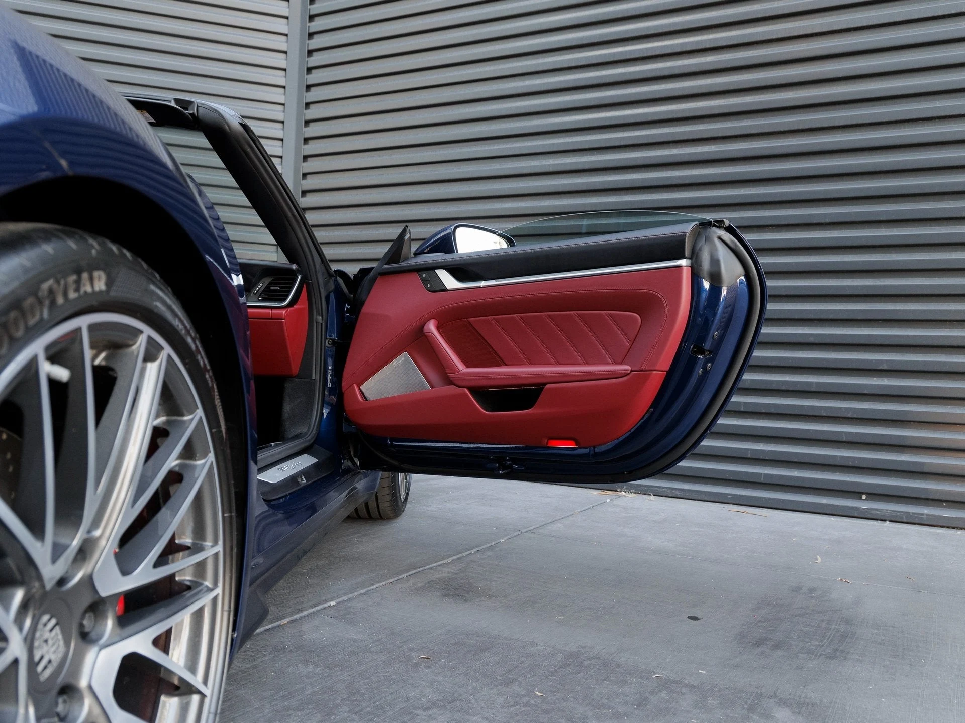 mph032_1287085266_33_2309267088