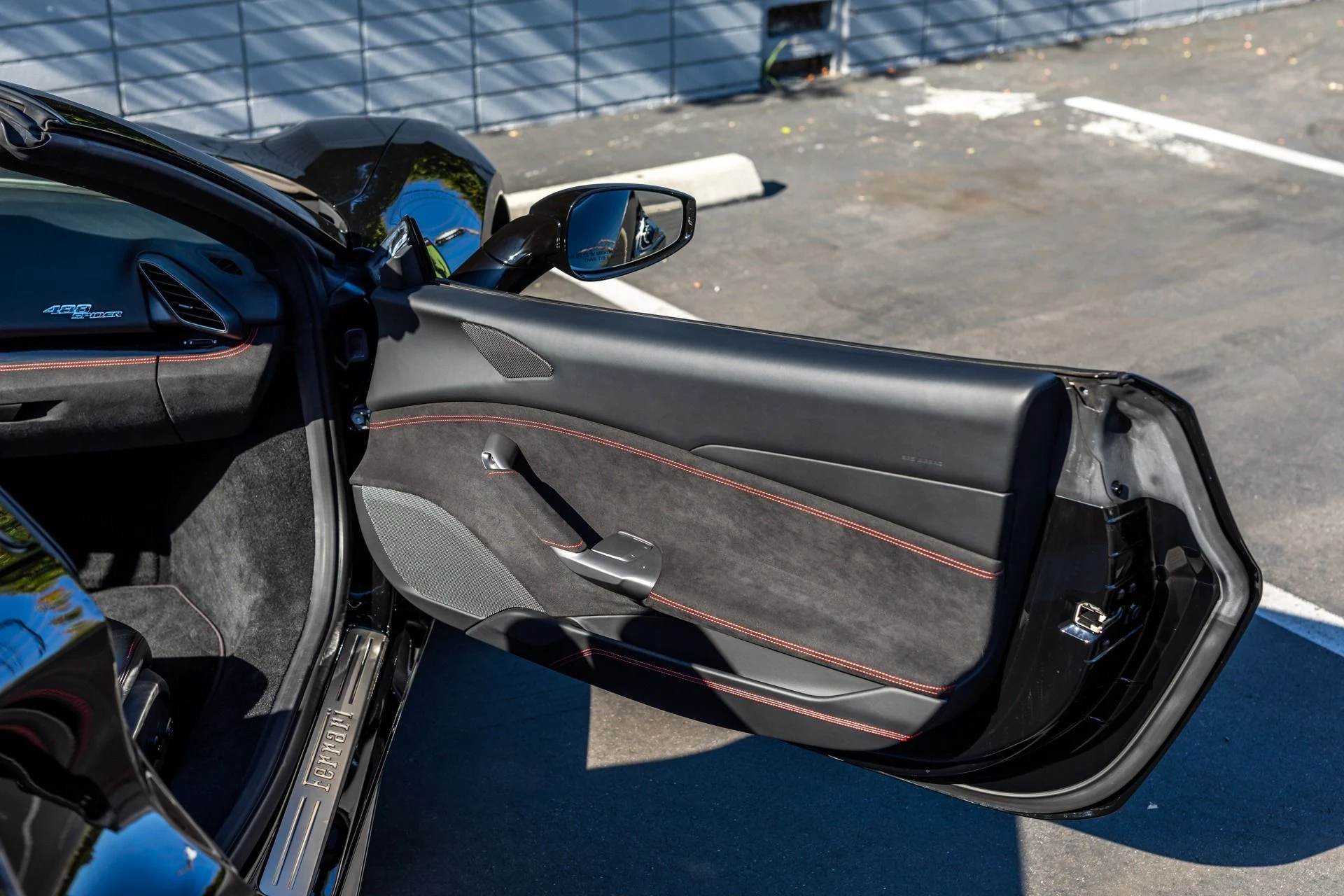 mph032_1290540409_Used_2018_Ferrari_488_Spider_1701972857_d6dbe2290f