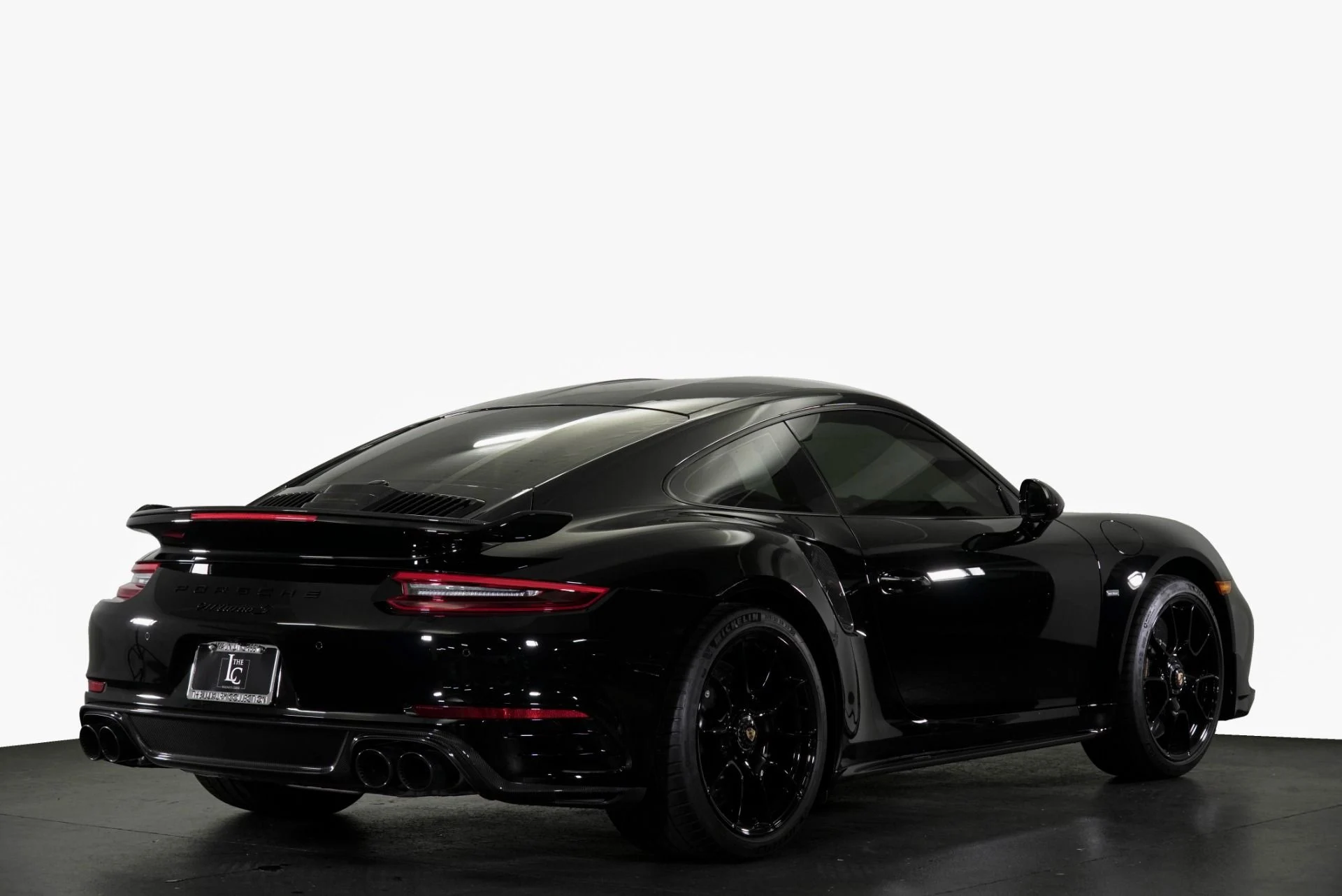 mph032_1301946690_Used_2018_Porsche_911_Turbo_S_1775836607_4b456585cf