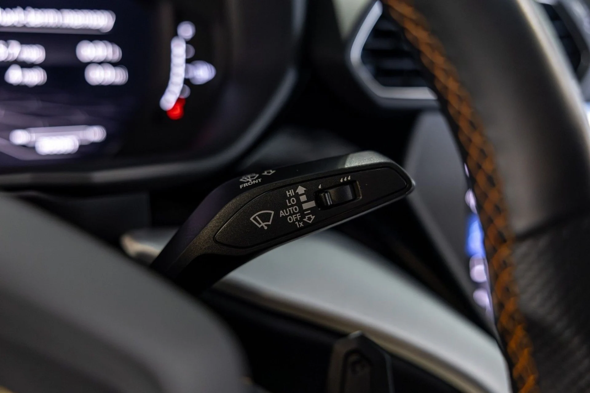 mph032_1312538323_uw_f8dcea6f0a