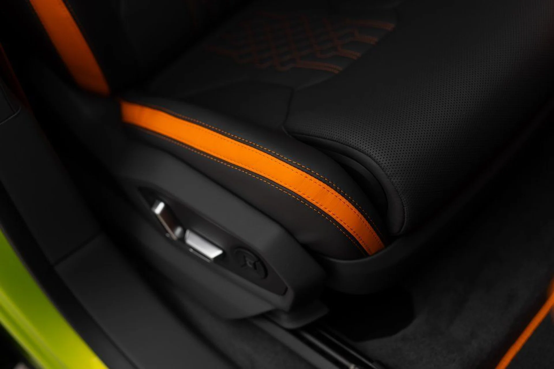 mph032_1315048183_00b988efd47cb40af3d731b4e0a1c387x_96a821a74d