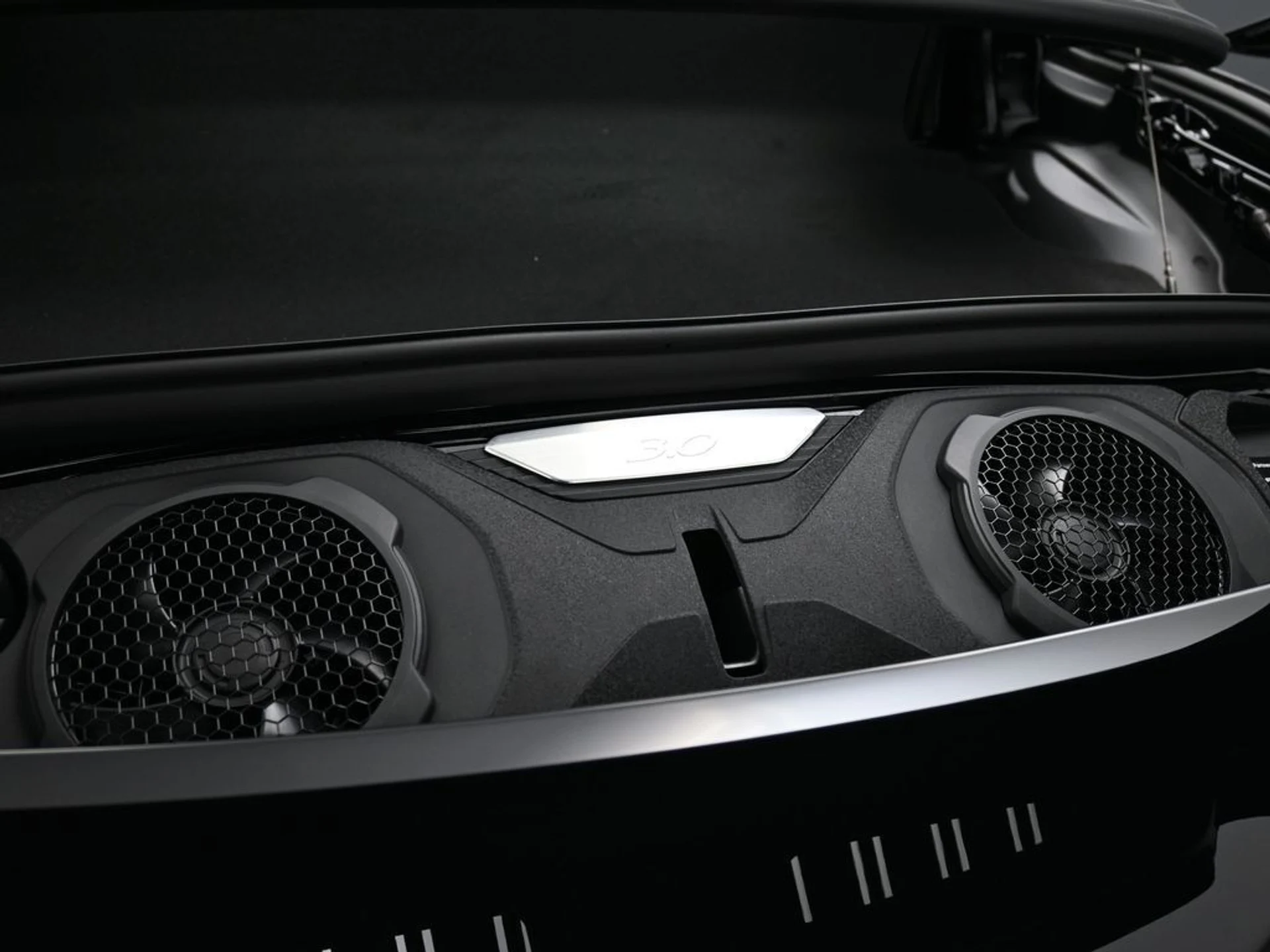 mph032_1318230963_image_32_eec14495ba