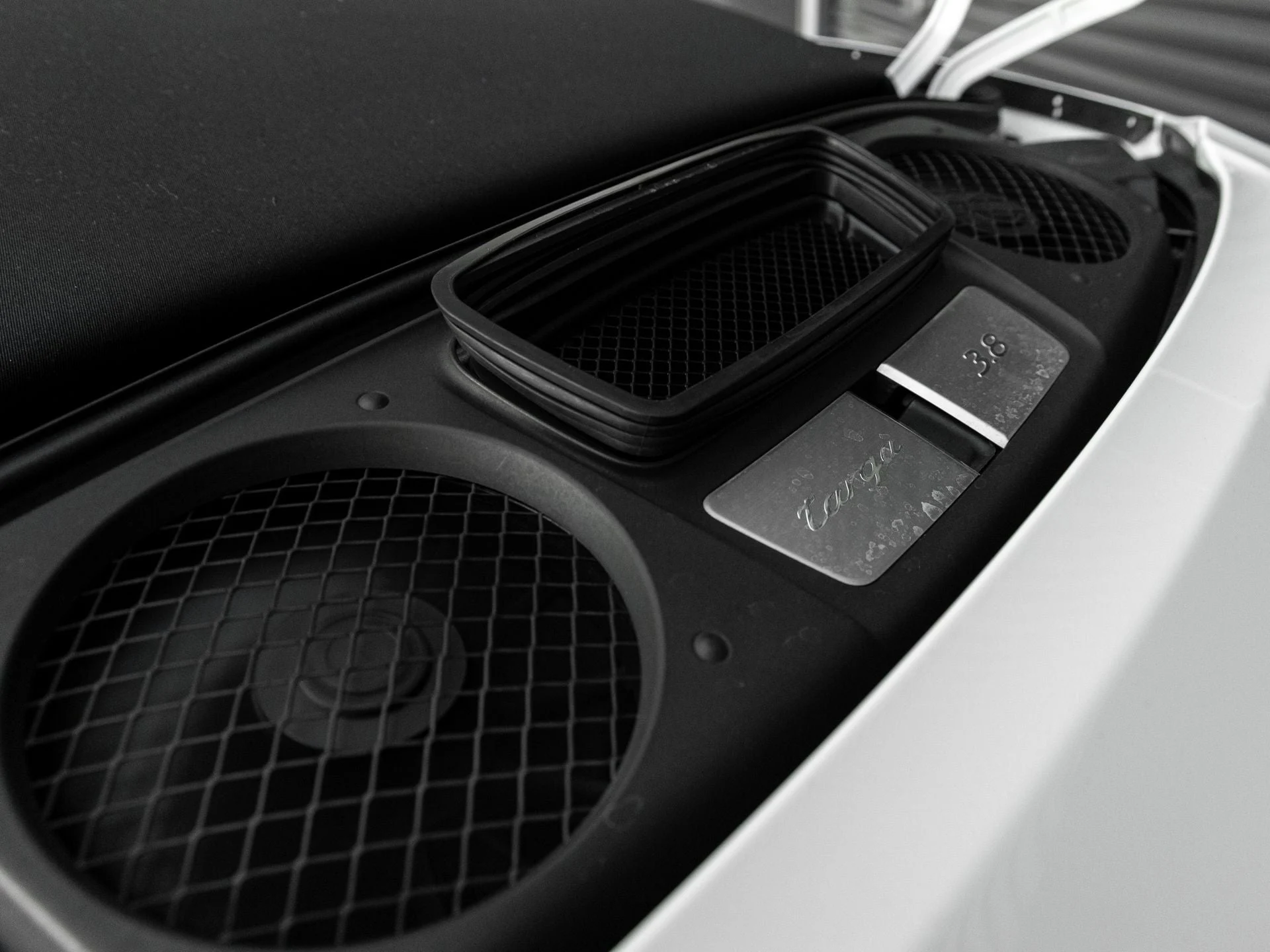 mph032_1328305344_33_7eb199e253