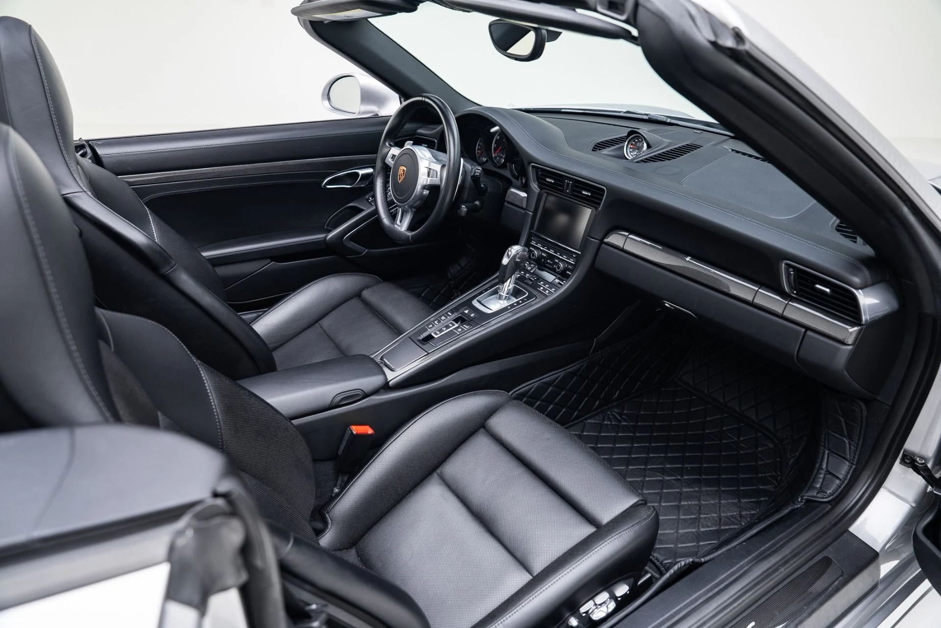 mph032_1332025591_Used_2016_Porsche_911_Turbo_S_1764978247_34a56bfe93