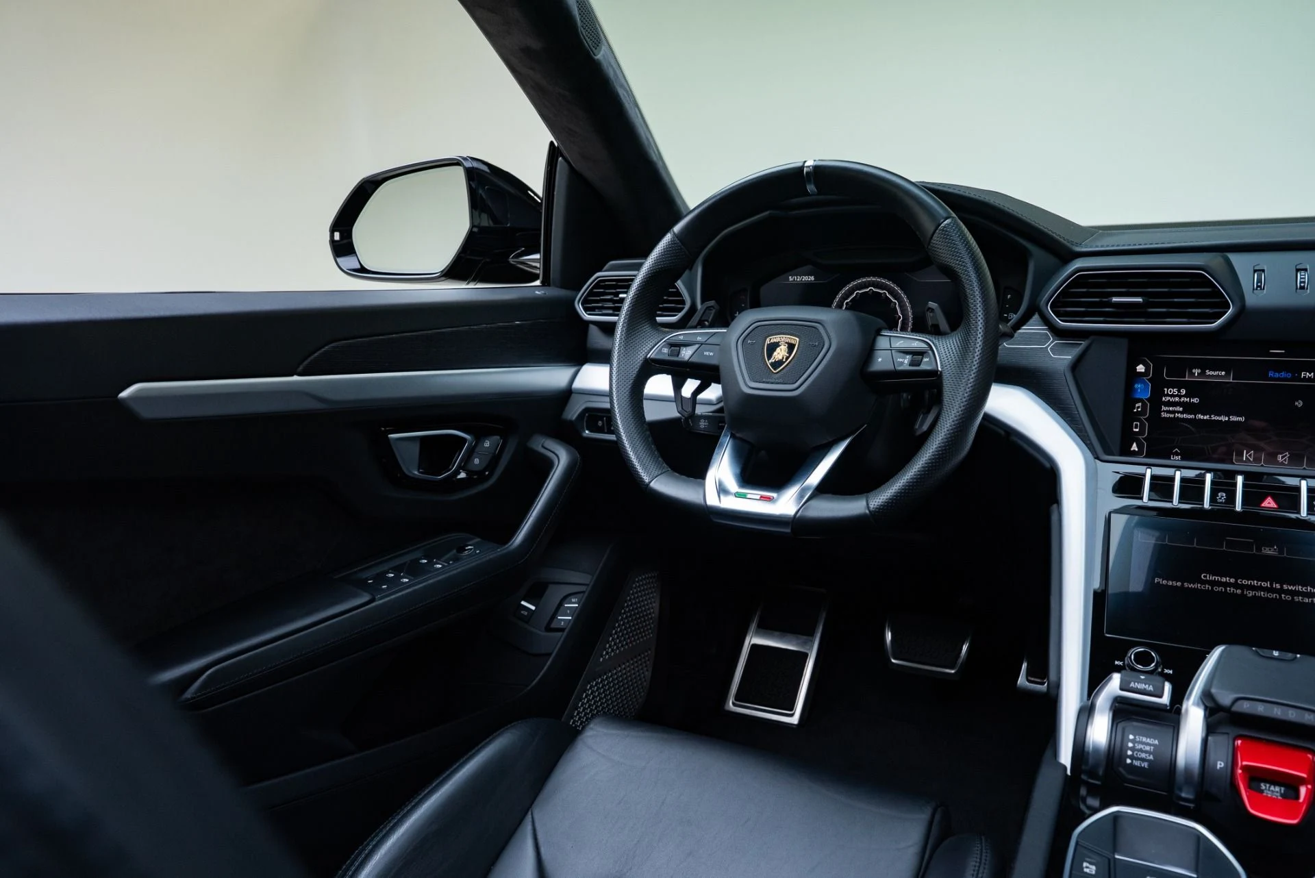 mph032_1340532718_Used_2019_Lamborghini_Urus_1778703309_42904d7595