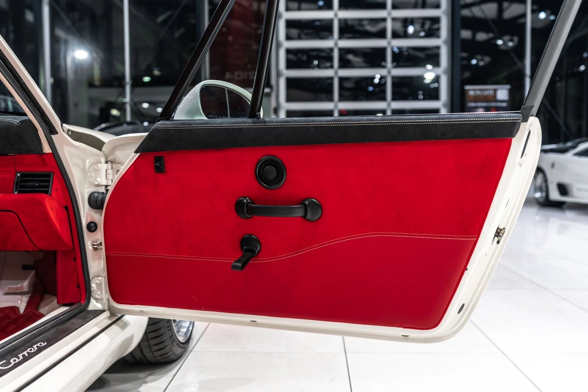 mph032_1344556635_12739_p33_l_144859a62b