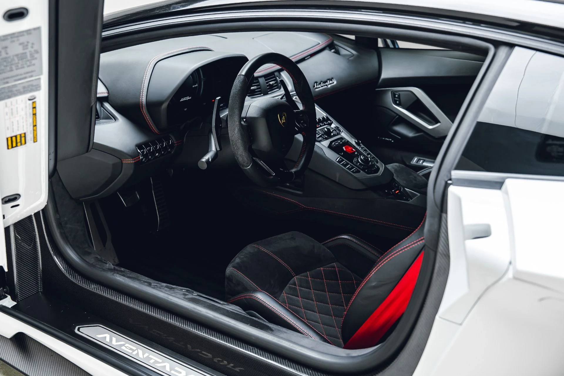 mph032_1351818325_Used_2018_Lamborghini_Aventador_LP_740_4_S_1783639906_2d0473d8ed