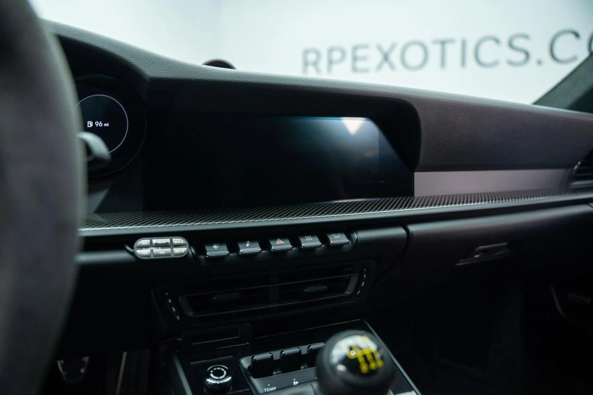 mph032_135335115_f33b8fe2eb5787e5803bd73f13ff2605_c8eef93206