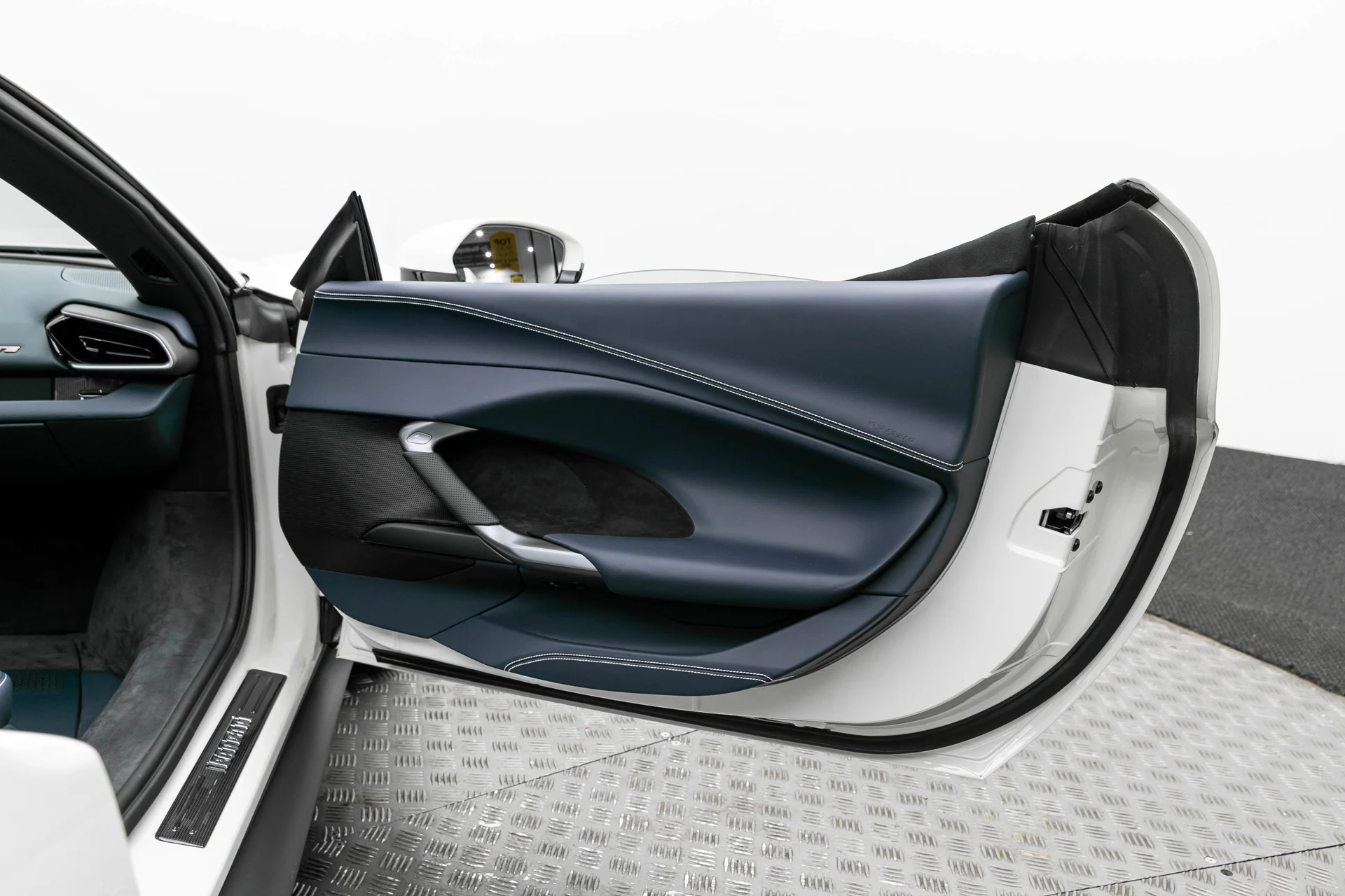 mph032_1353804377_7196cc36bc214bd889488243ab2624d8_319afd1336