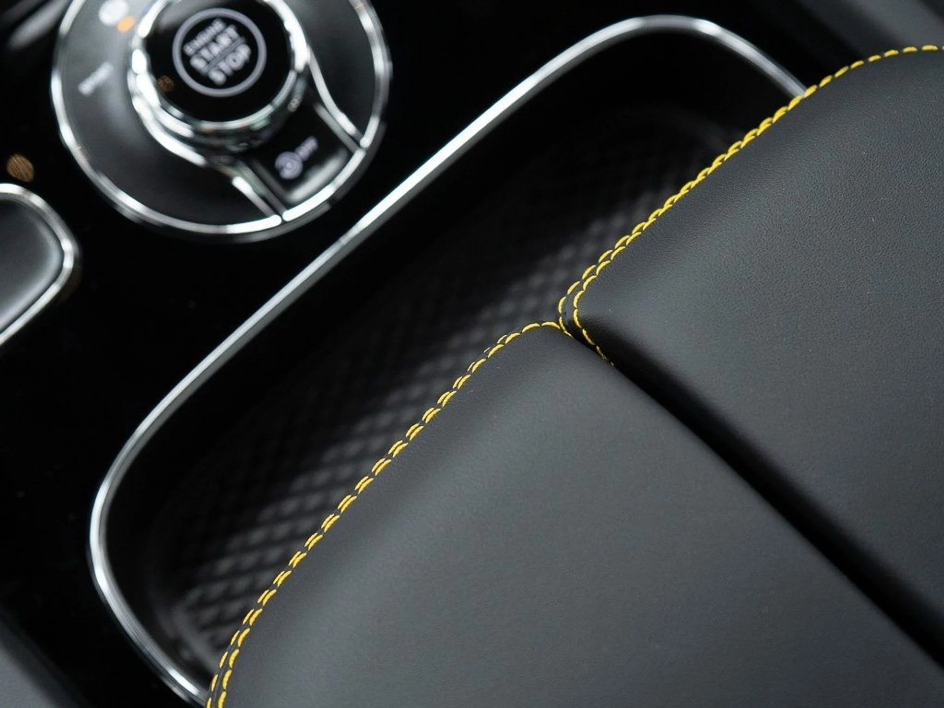 mph032_1359205016_8e638838155e4b68b4ac8b564a6ec358_9472621536