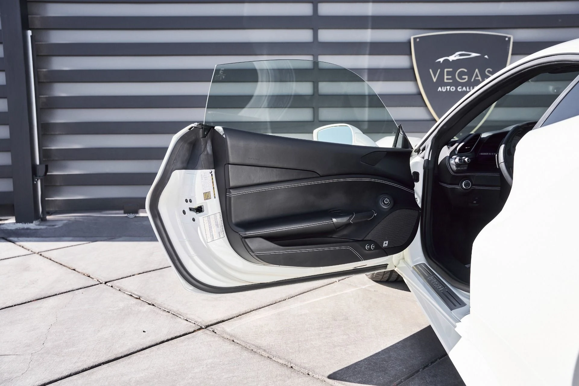 mph032_1363637734_Used_2017_Ferrari_488_GTB_1768271172_10a70d4d5c