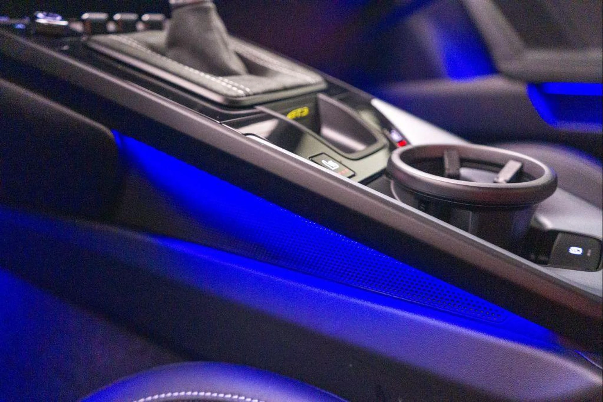 mph032_1367619438_r_N67v_Aiub_Jq_Sp_V_Eev3gw_SL_Eq_APA_a7ddba47ab