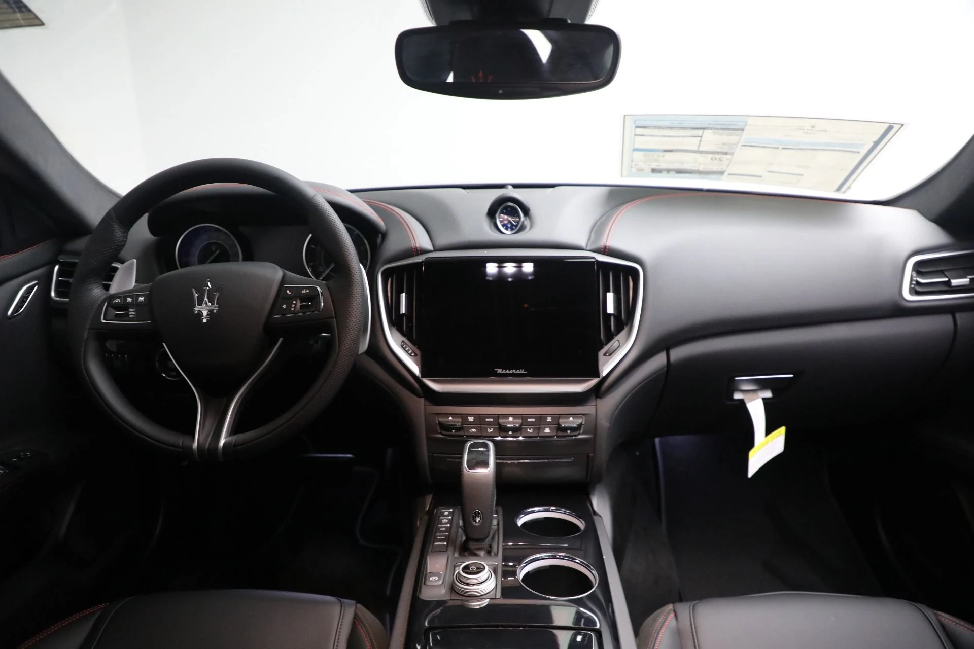 mph032_1376377591_New_2024_Maserati_Ghibli_Modena_Ultima_Q4_c4bb70b173