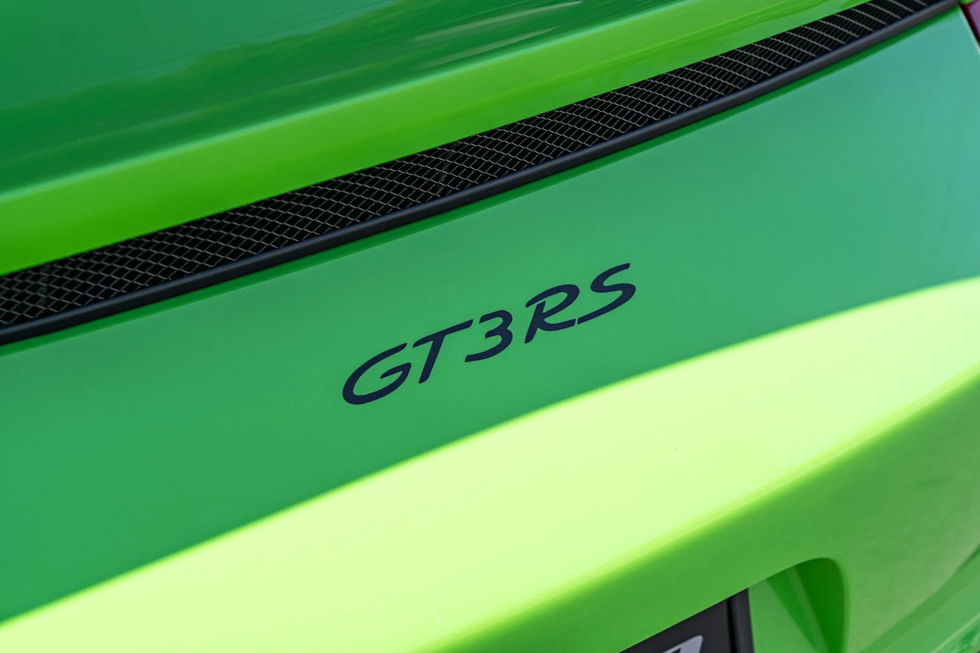mph032_1381371657_Used_2019_Porsche_911_GT_3_RS_1754072817_5ed7948e55