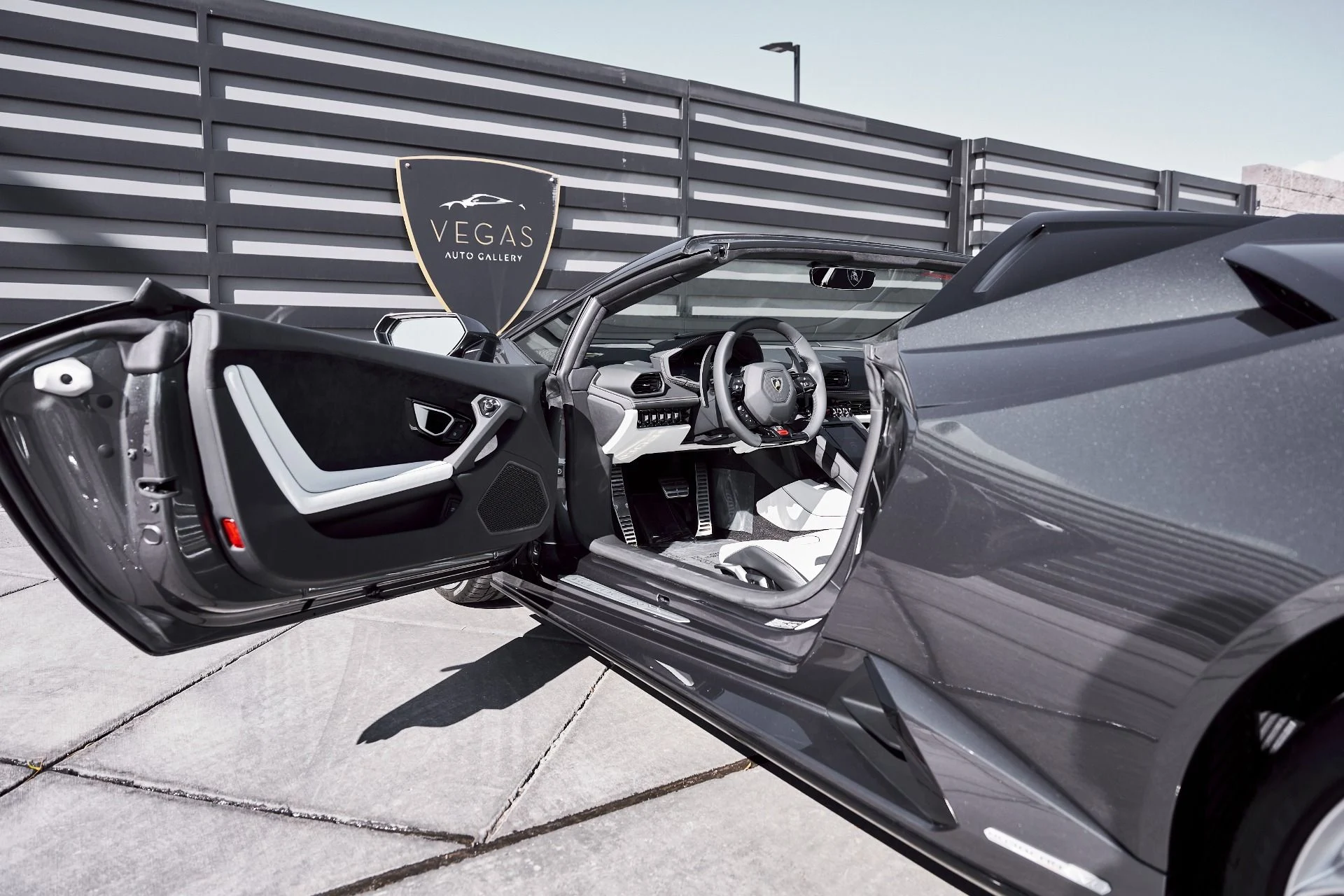 mph032_1392408990_Used_2024_Lamborghini_Huracan_EVO_Base_1771466893_c02bb4215b