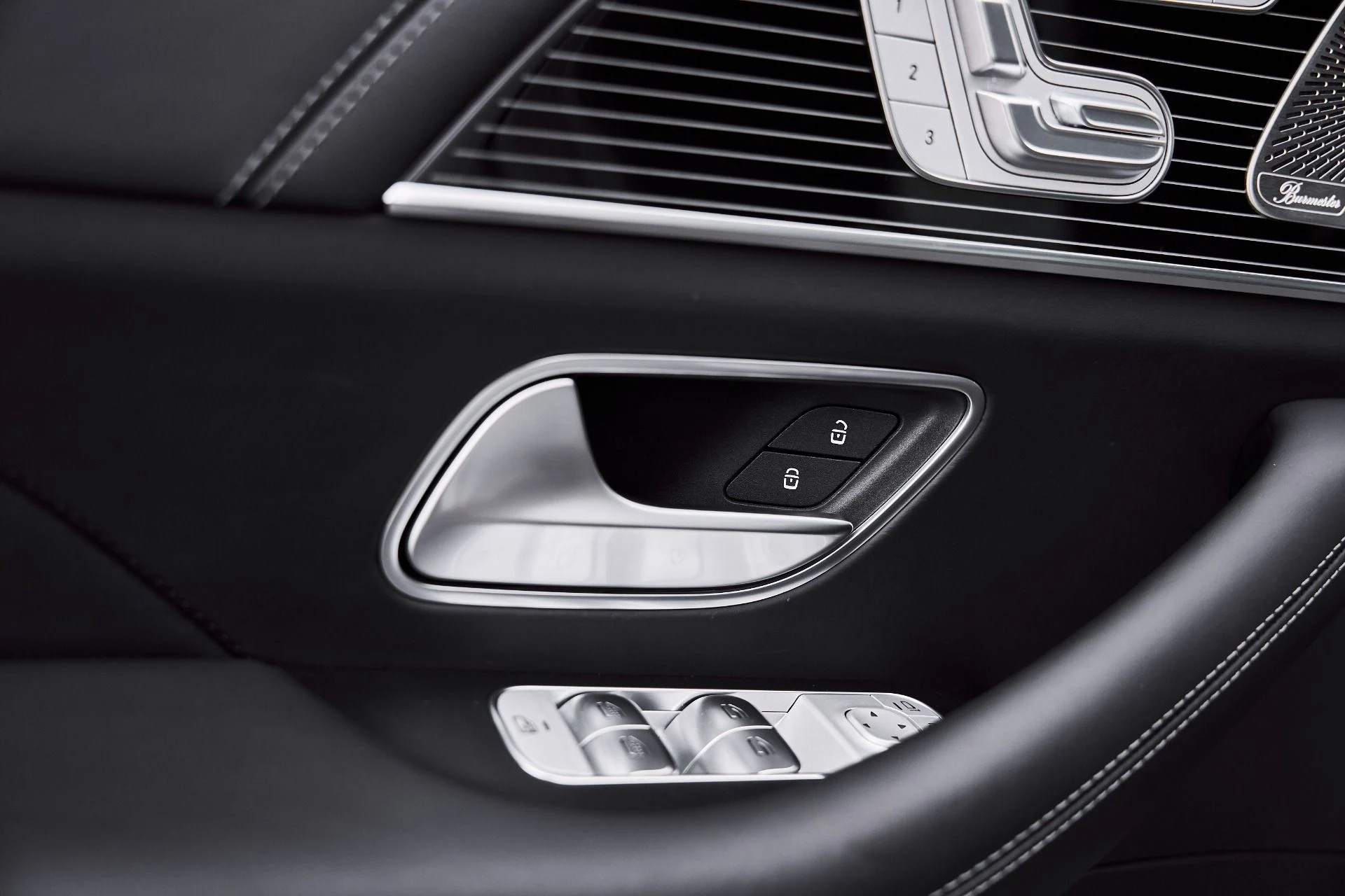 mph032_1411562440_Used_2024_Mercedes_Benz_GLS_Maybach_GLS_600_1776550600_fbca3fc2f6