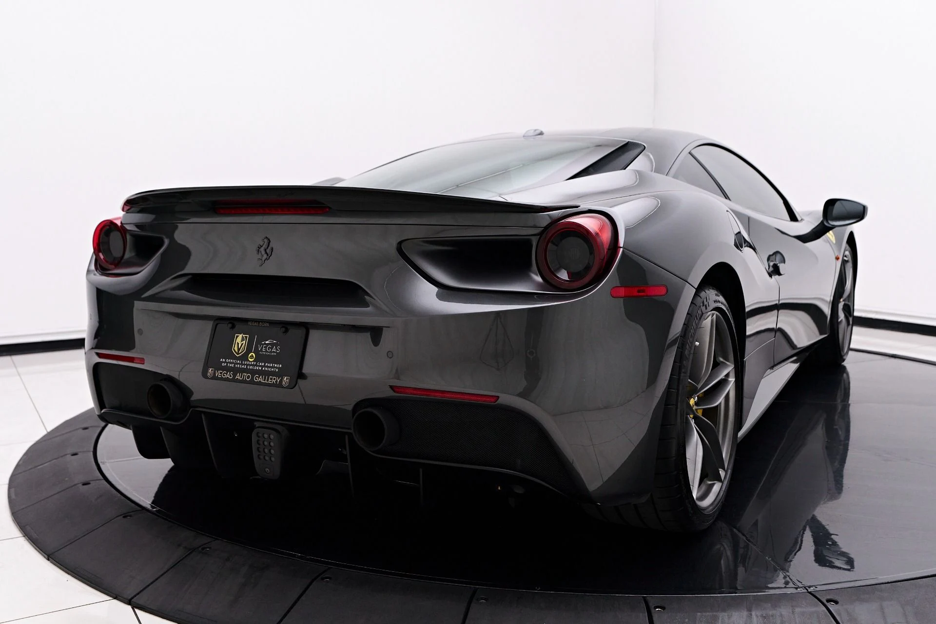 mph032_1413234457_Used_2016_Ferrari_488_GTB_Base_1755995744_f097f026c7