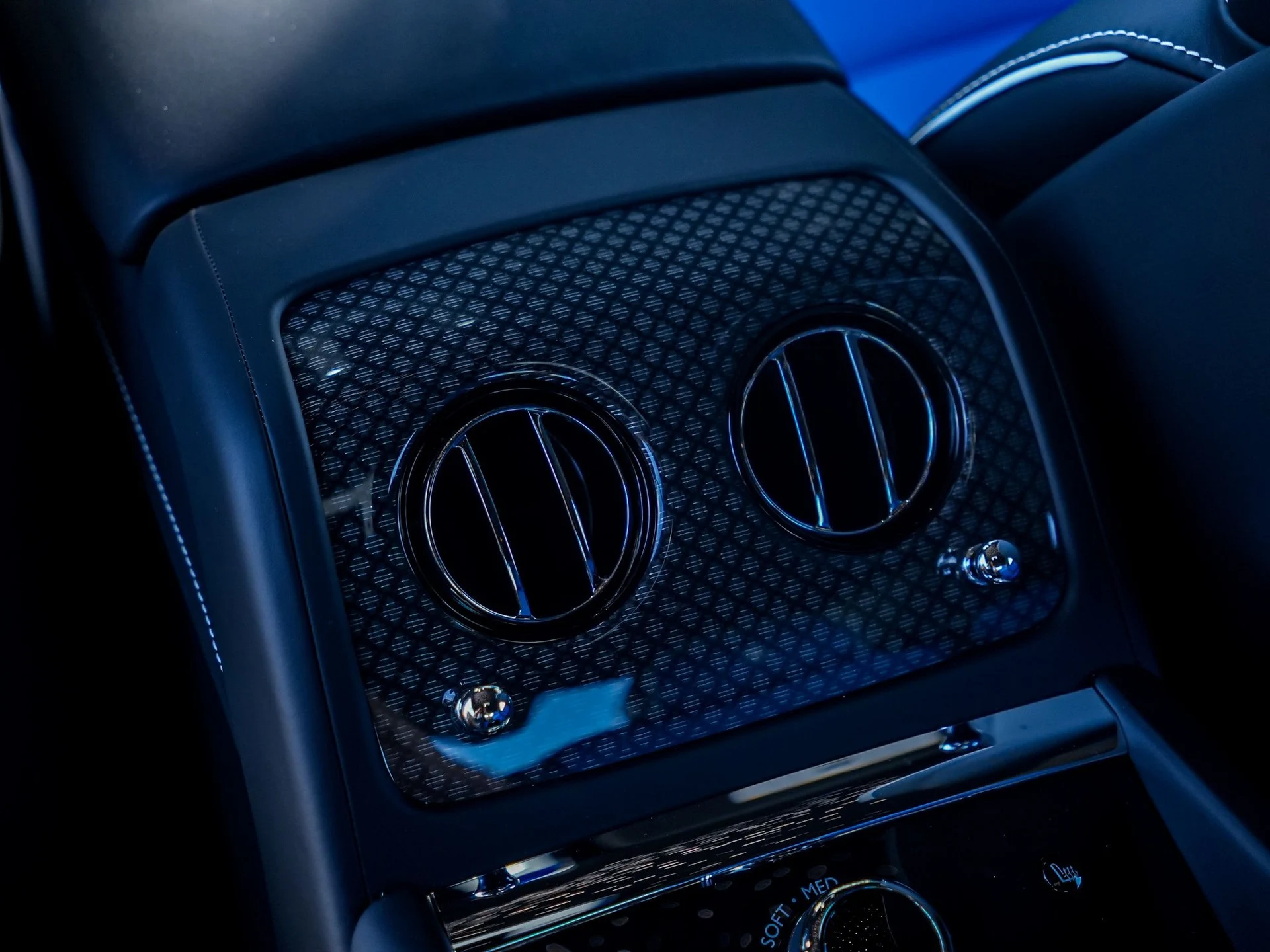 mph032_1414009241_Hi_Tech_Luxury_Imports_LLC_SCATK_8_C01_VU_238271_image_32_3276afde10