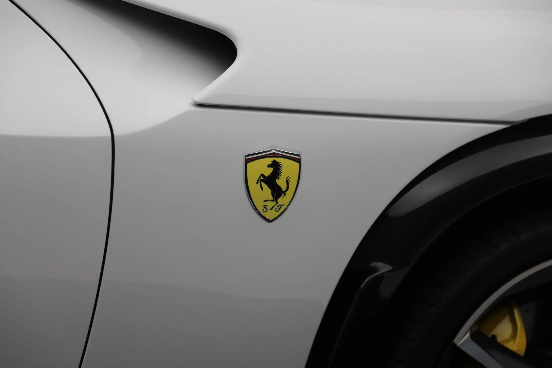 mph032_1419430825_Used_2024_Ferrari_Purosangue_1760542402_6b07309b5b