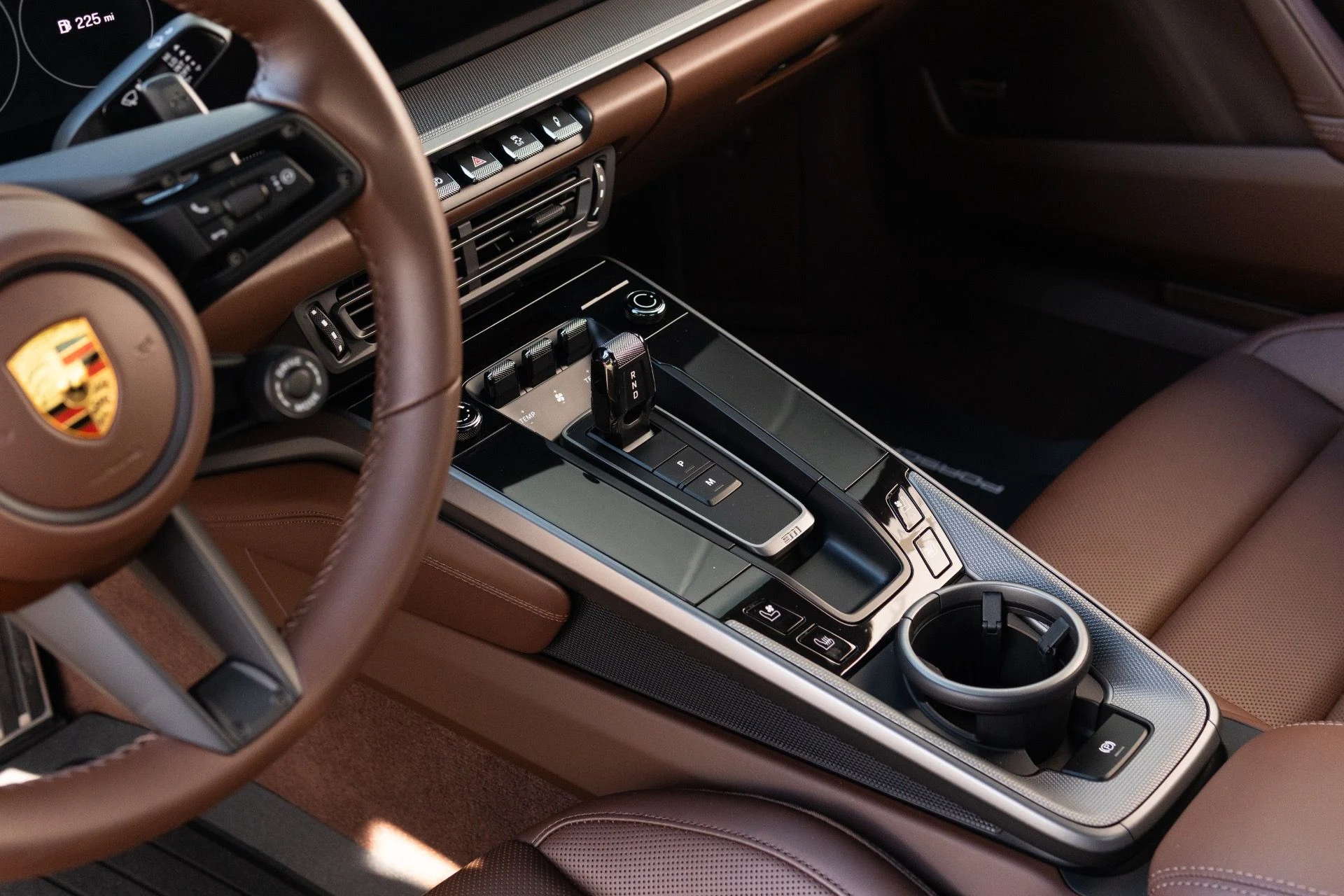 mph032_1427508265_Used_2024_Porsche_911_Carrera_1772817798_cca8c83241