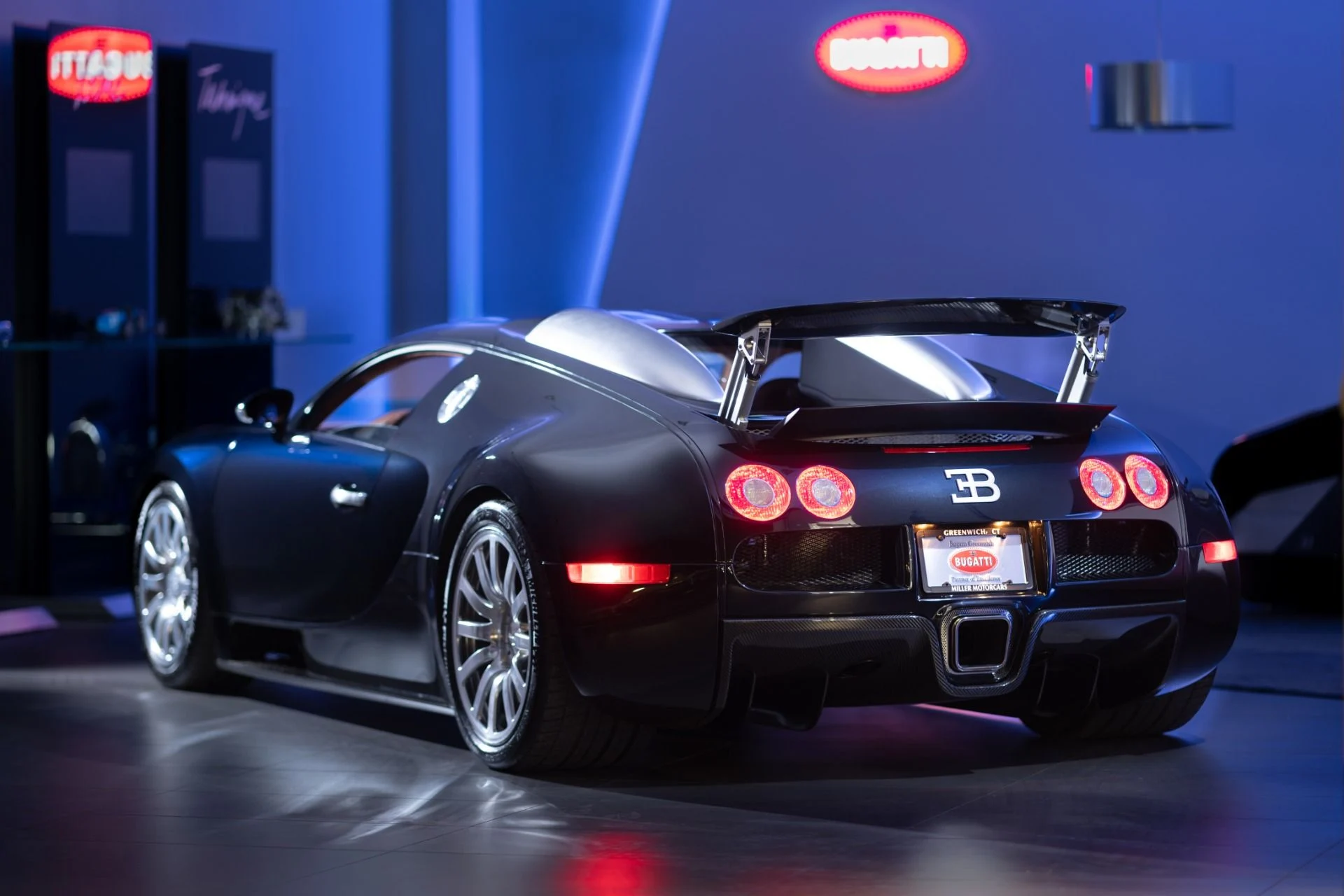 mph032_142791471_Used_2006_Bugatti_Veyron_164_a5f926ba4c