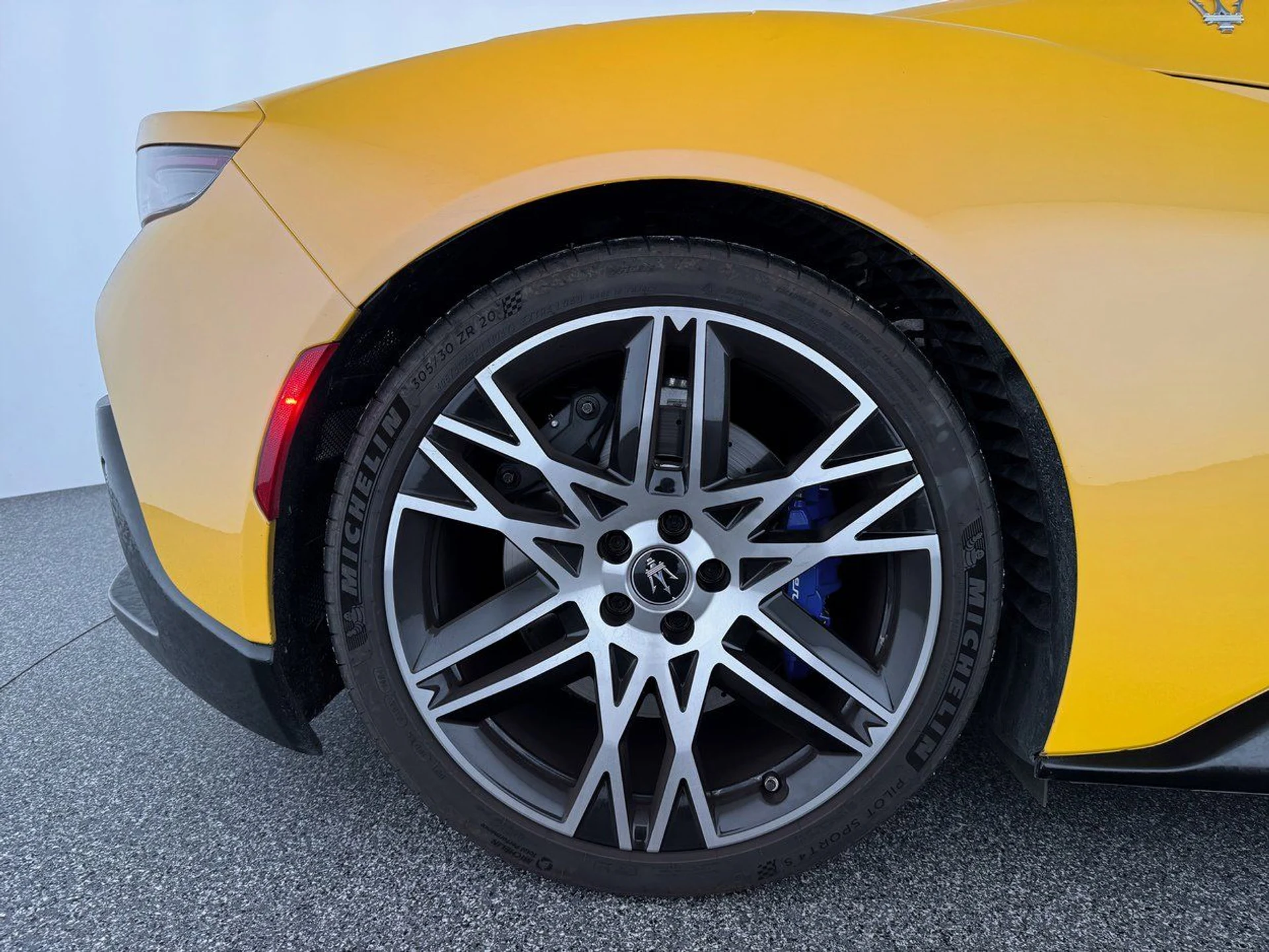 mph032_1438222051_4d2a98efaddd809acd56a1dcef85e4d2x_985f913338